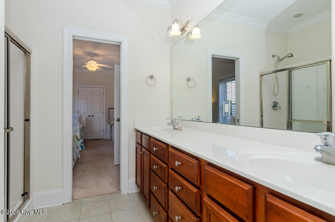 100550509 | Photo 27