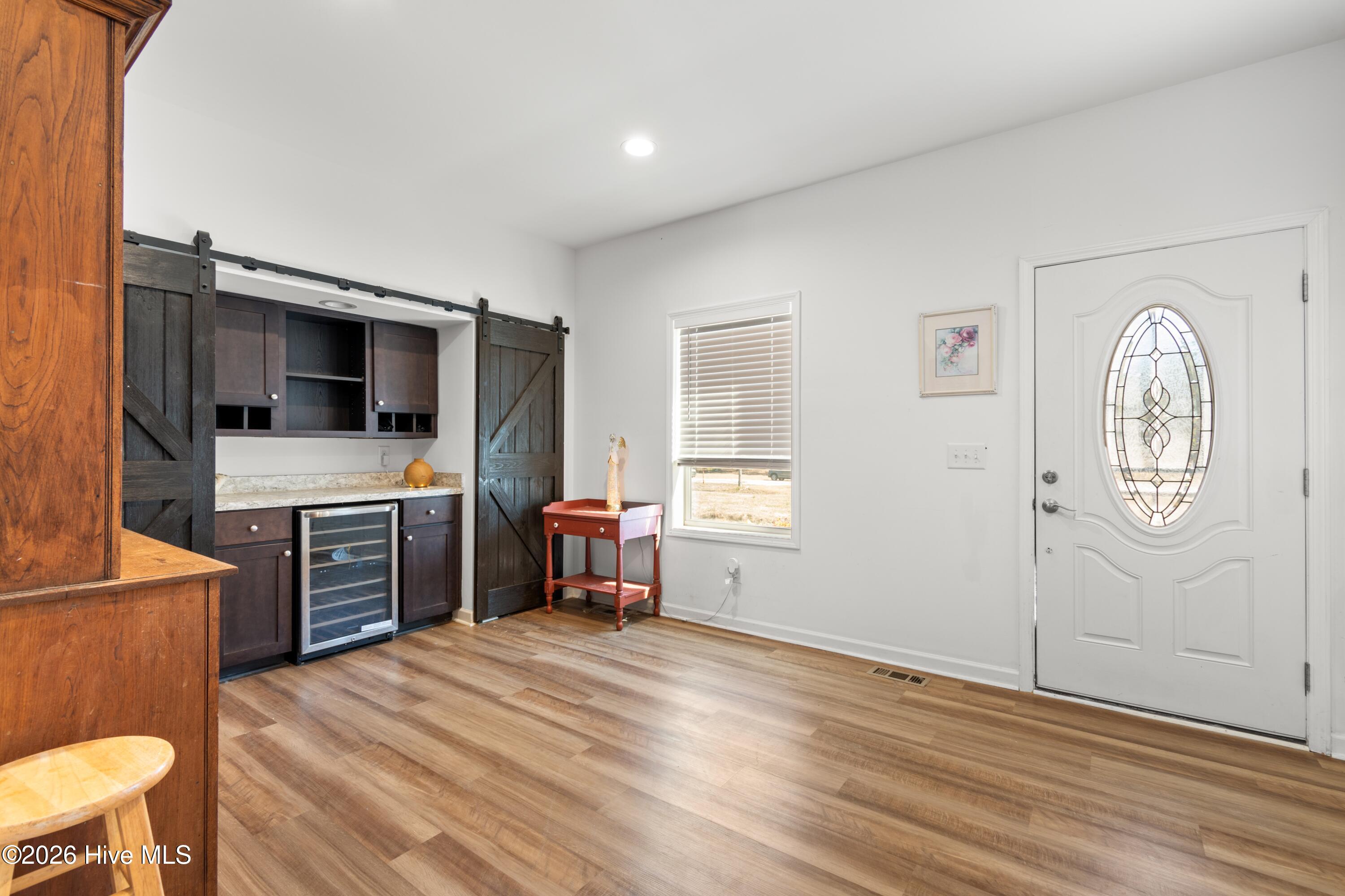 100556828 | Photo 14