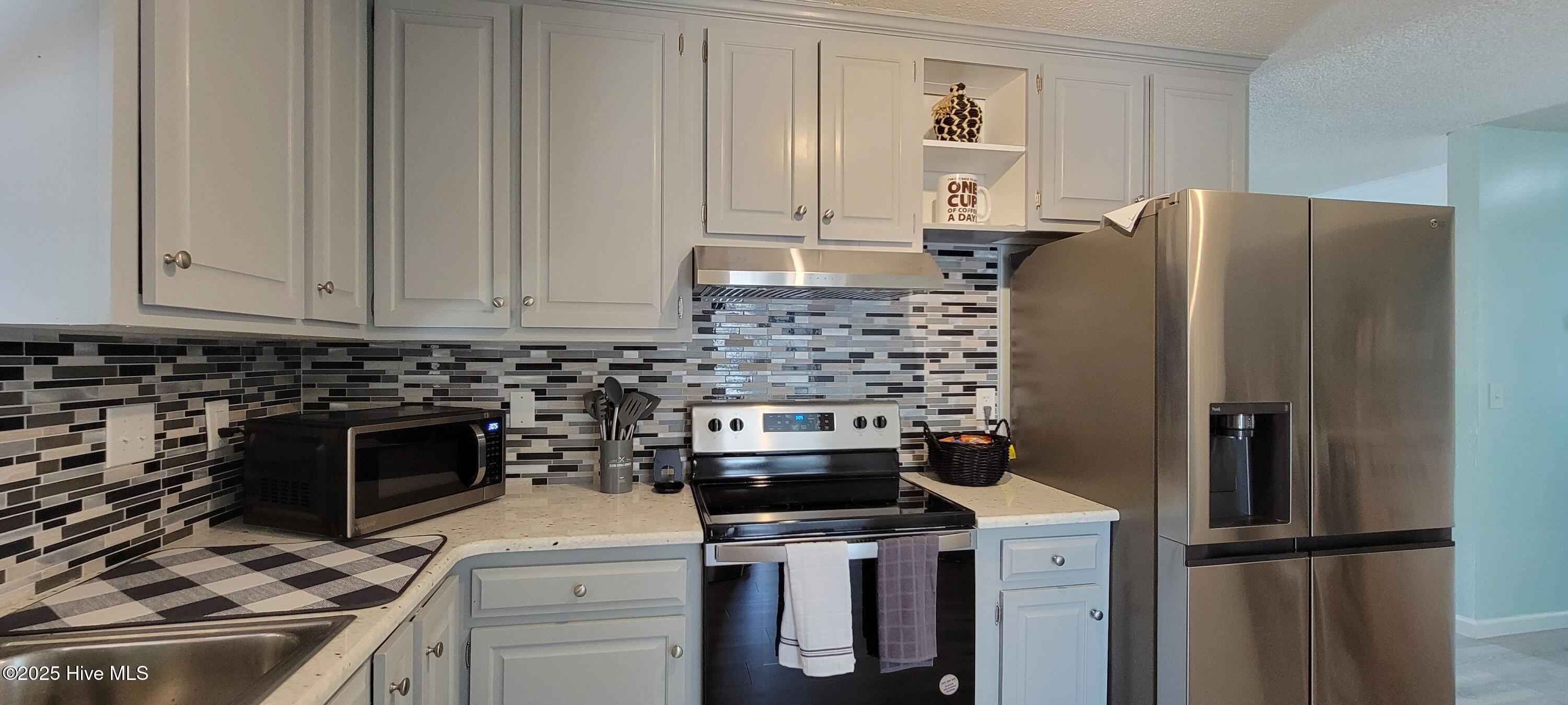 100538721 | Photo 29