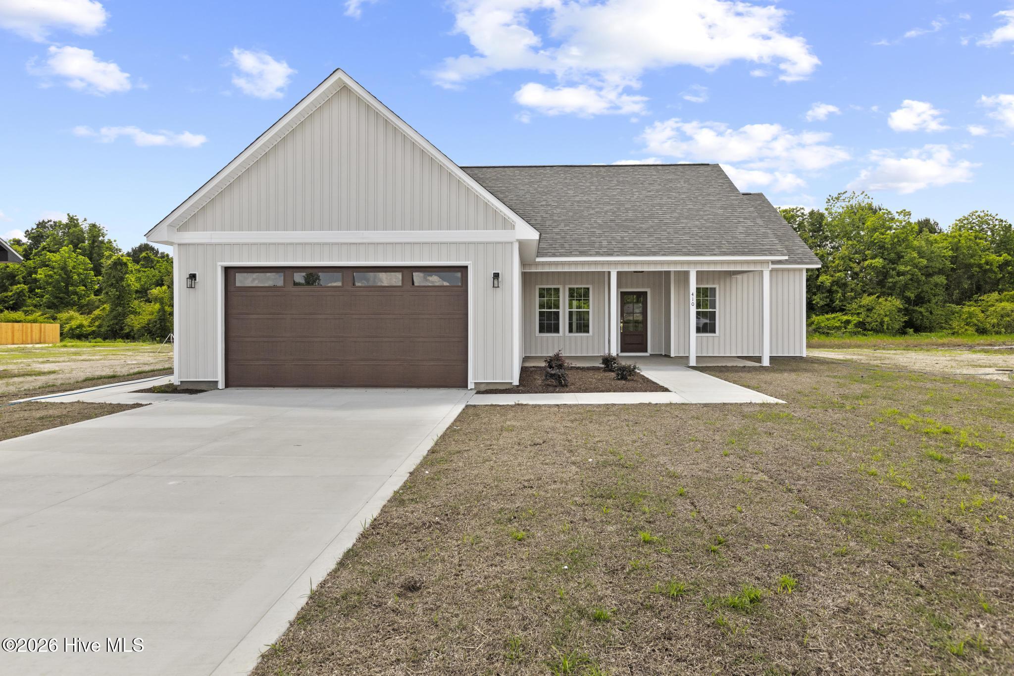 1st image of 402 Wade Dr, Richlands, NC 28574 | MLS# 100570757