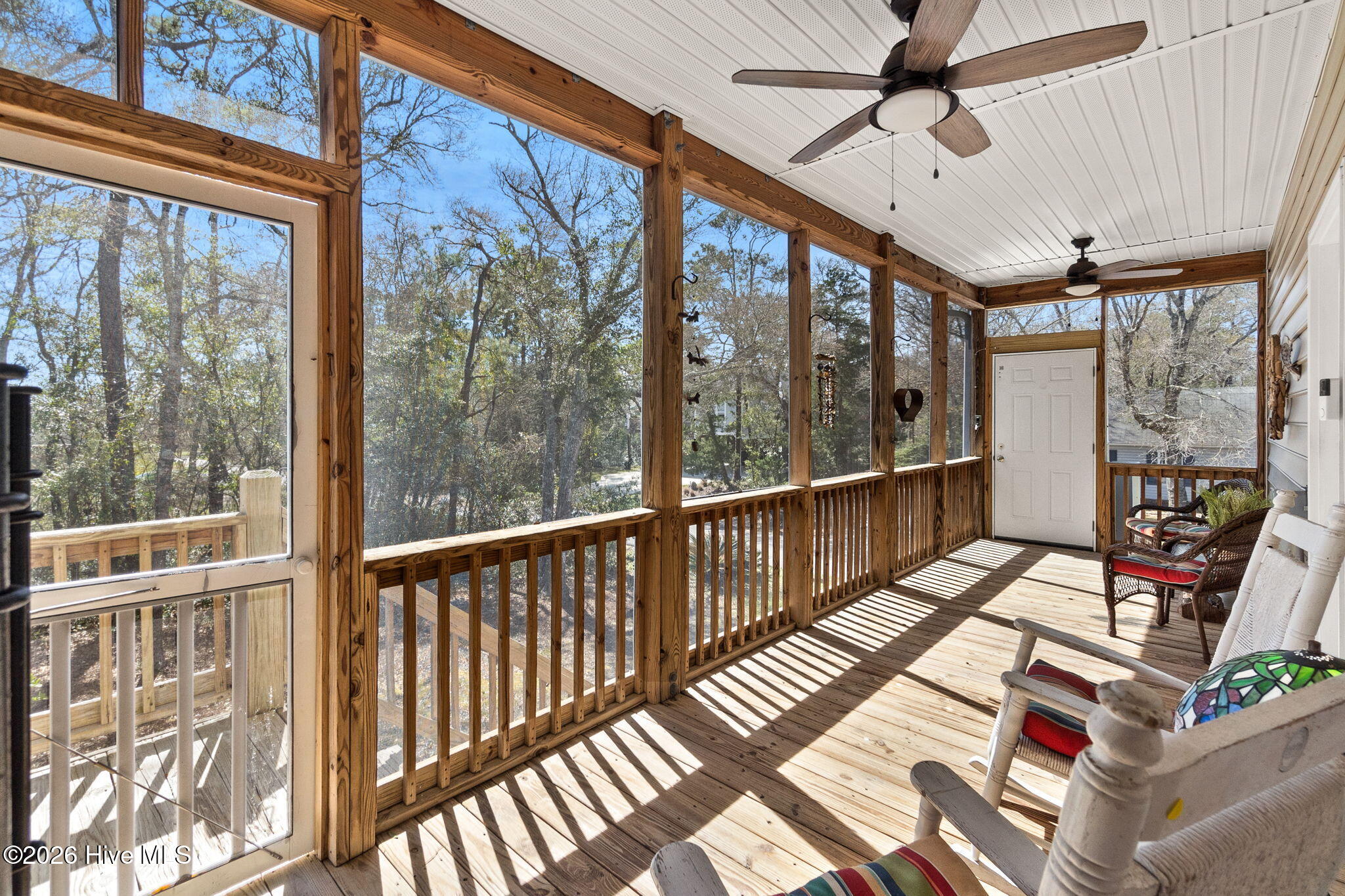 100562755 | Photo 30