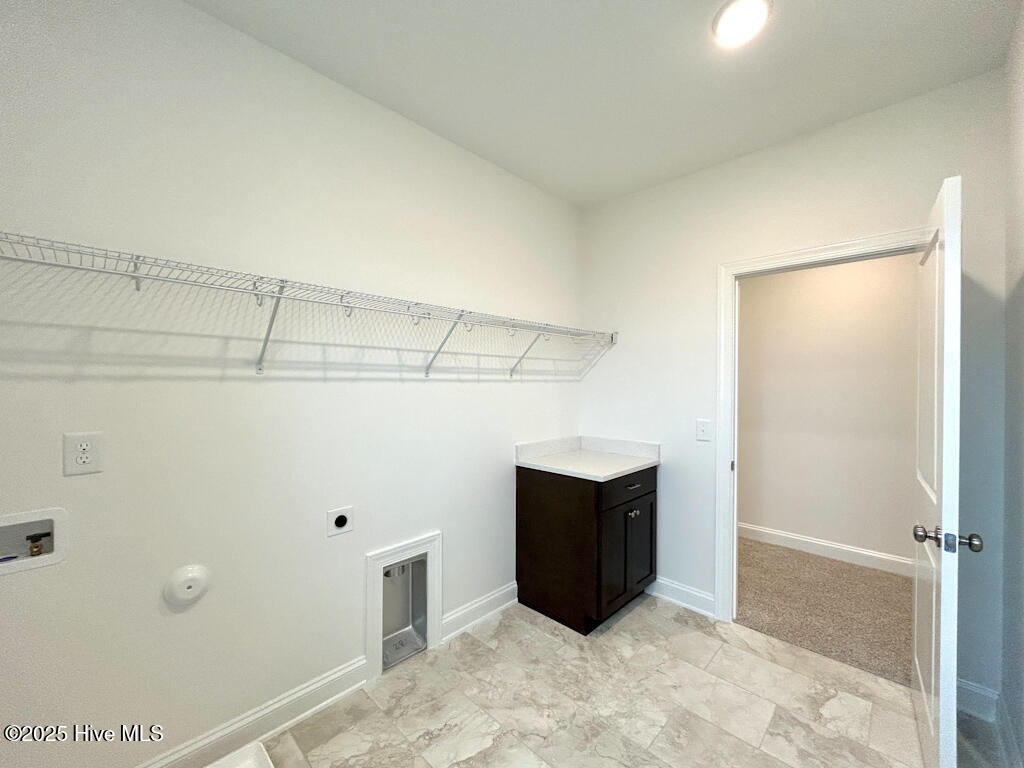 100510036 | Photo 46