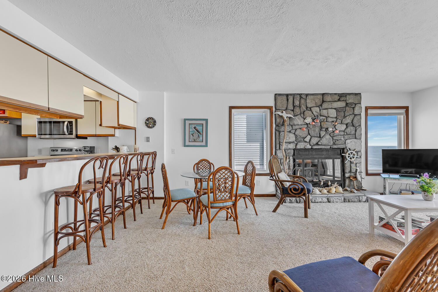 100560300 | Photo 13