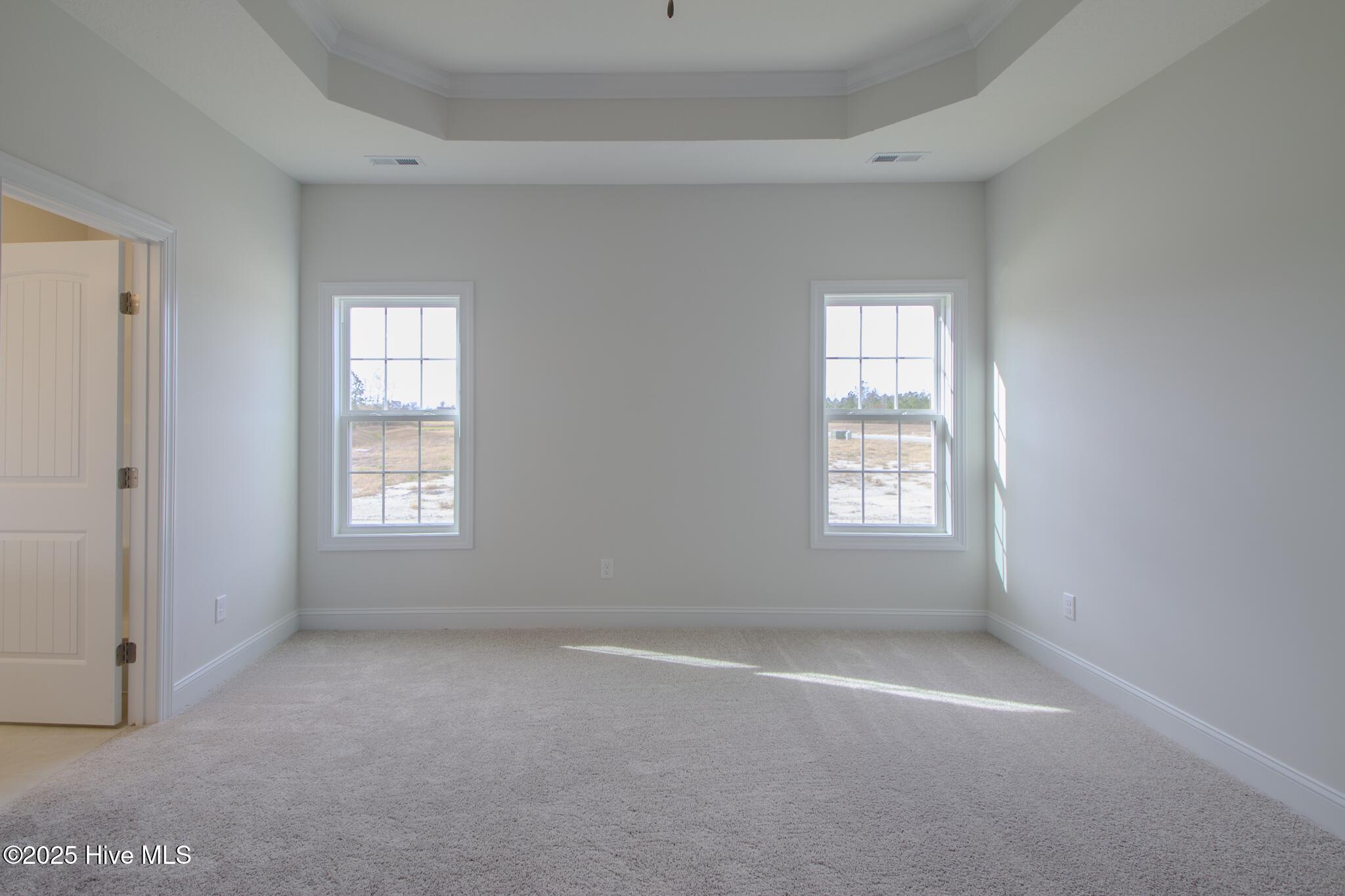 100518948 | Photo 15