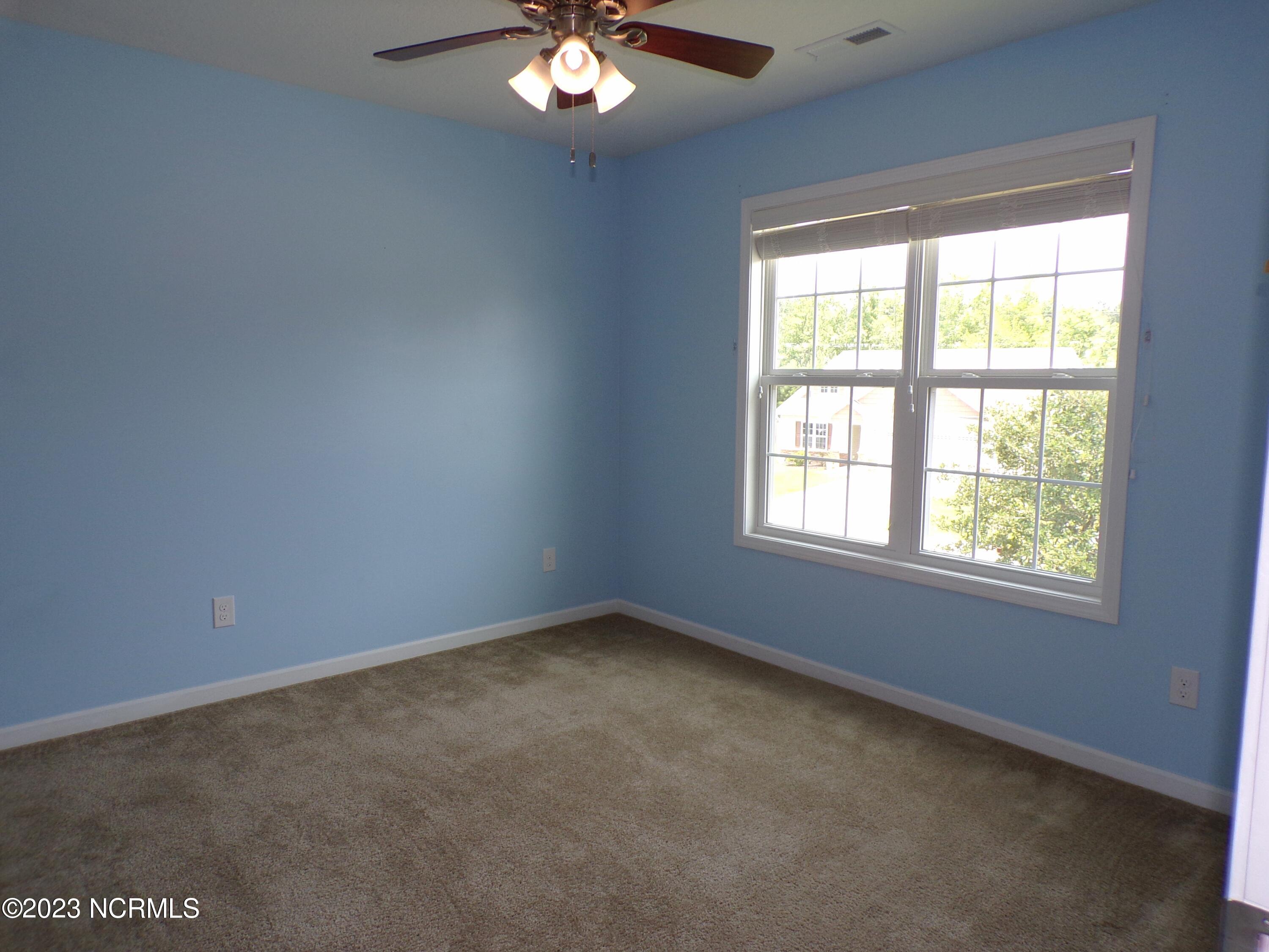 100559579 | Photo 39