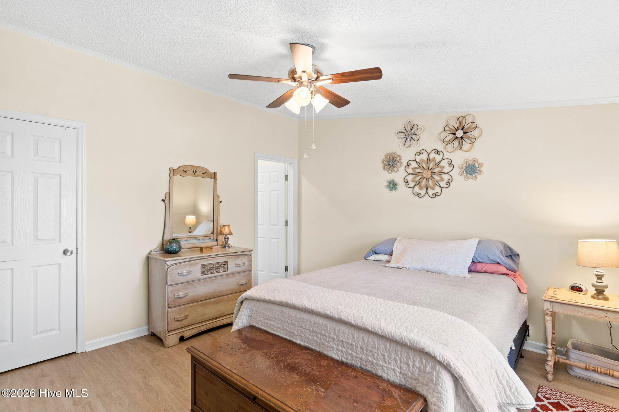 100565575 | Photo 15