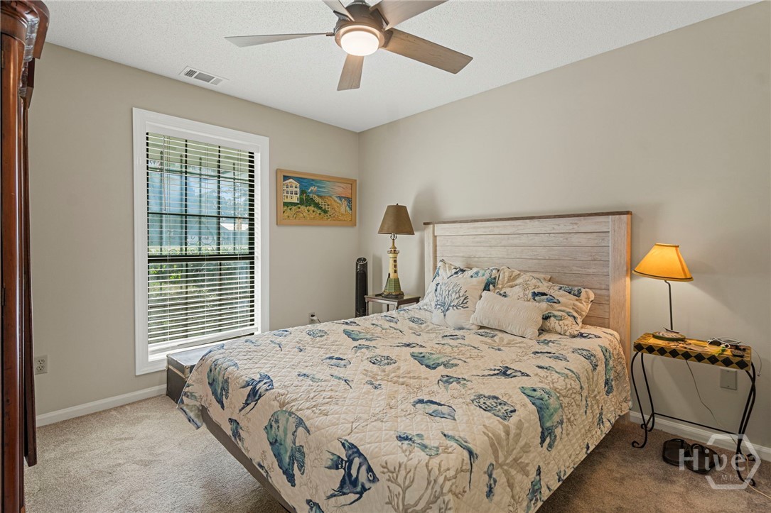 Guest bedroom #1