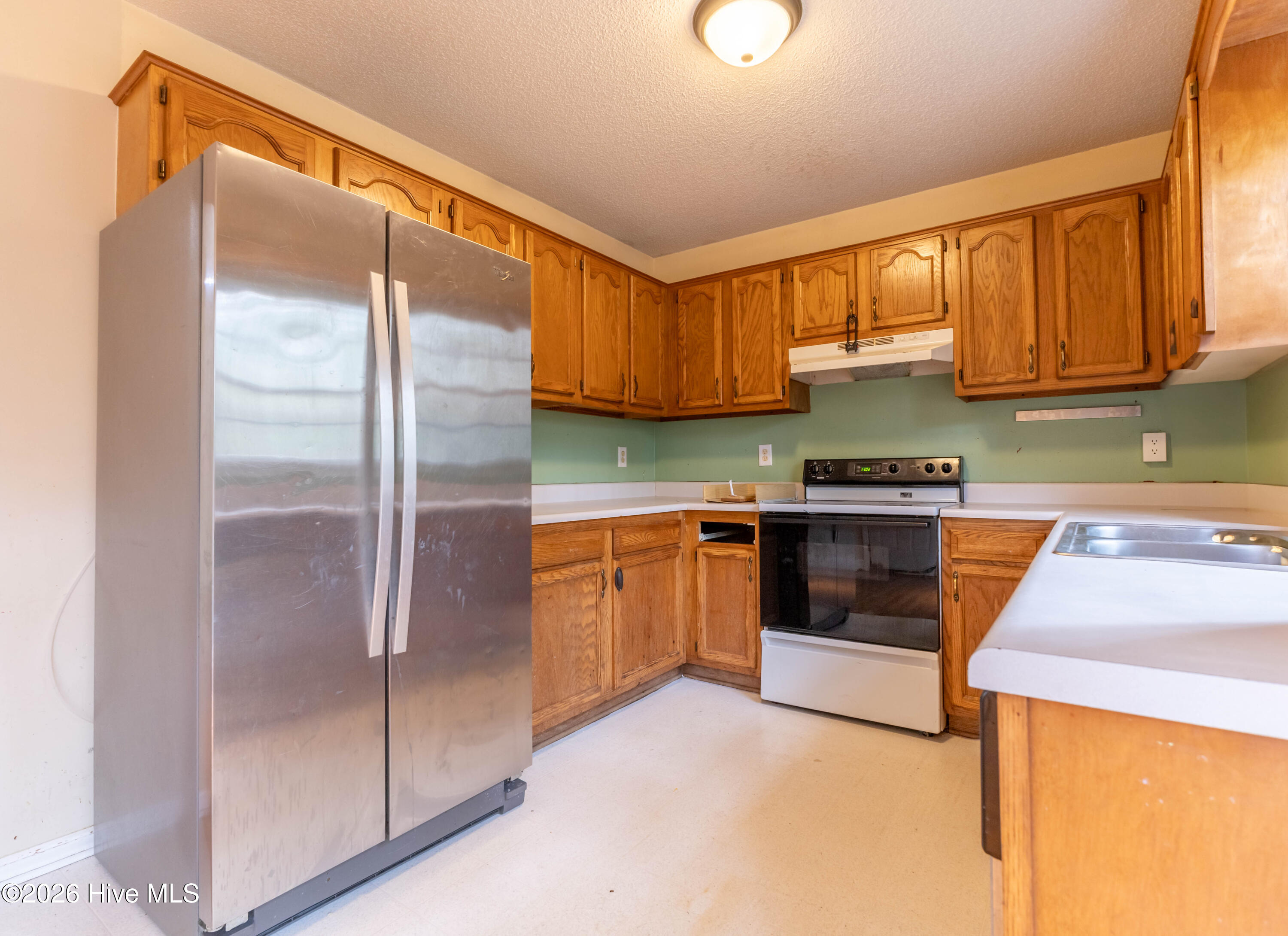 100556255 | Photo 10