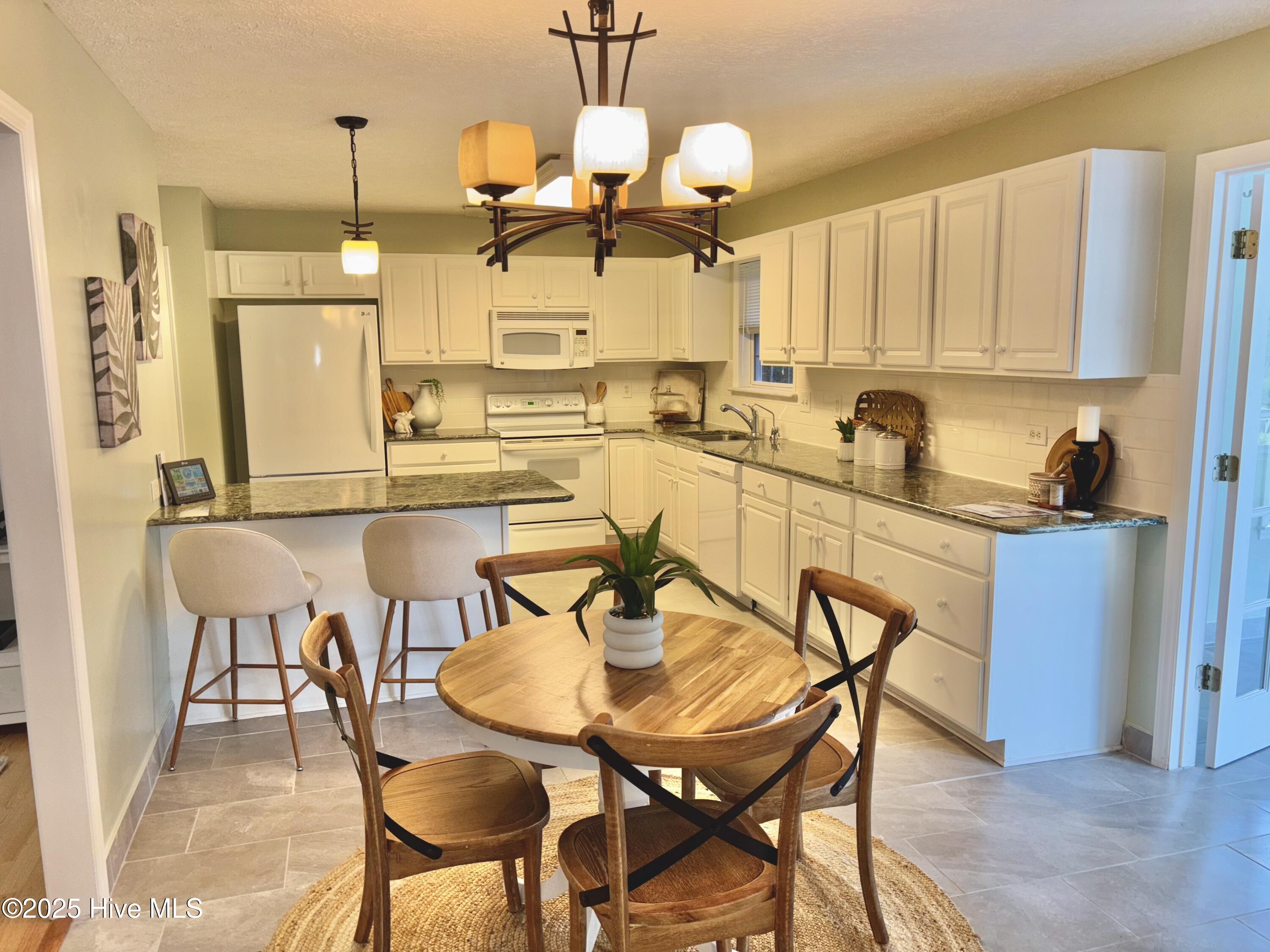 100474458 | Photo 12