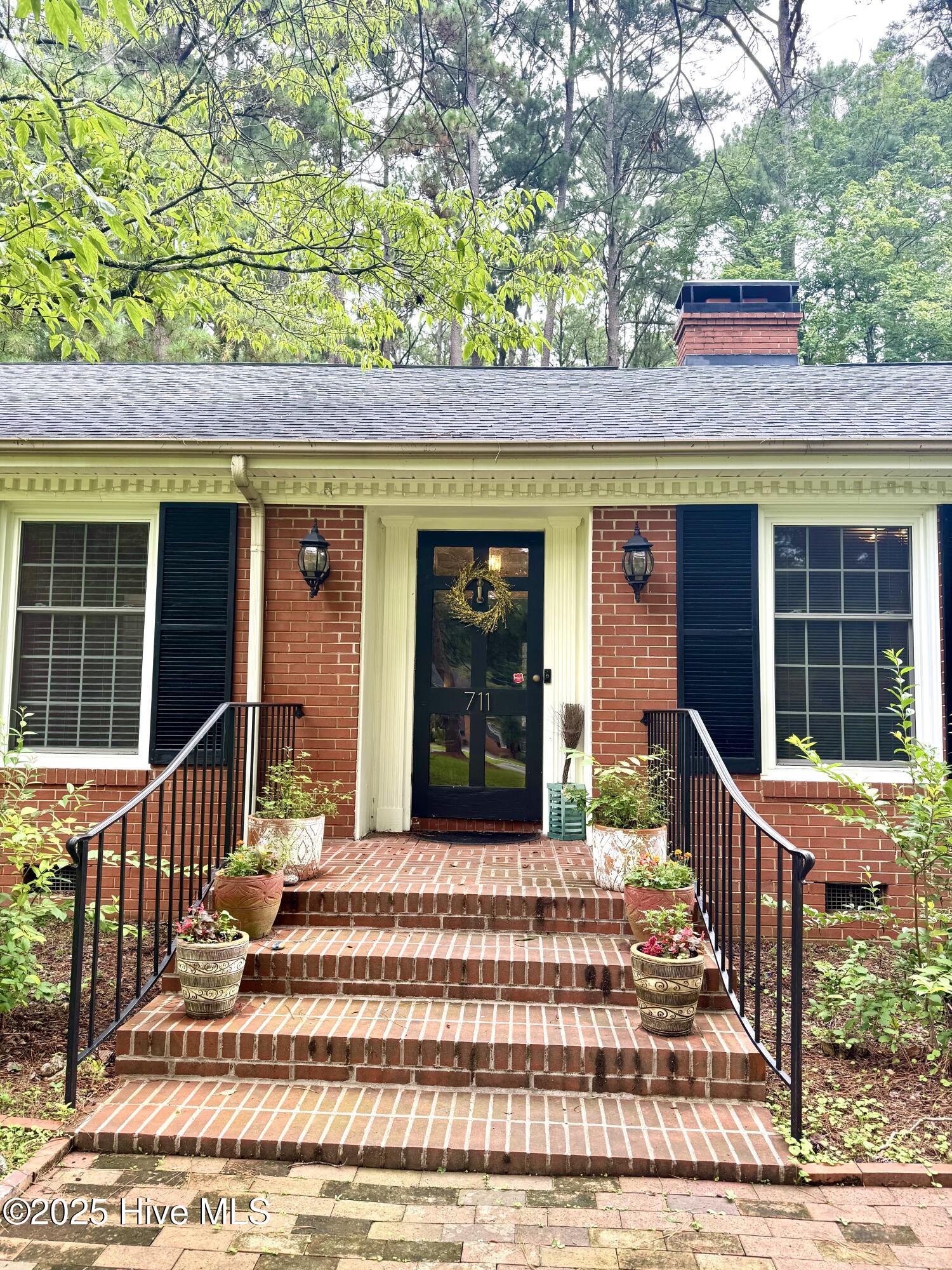 711 Stuart Drive