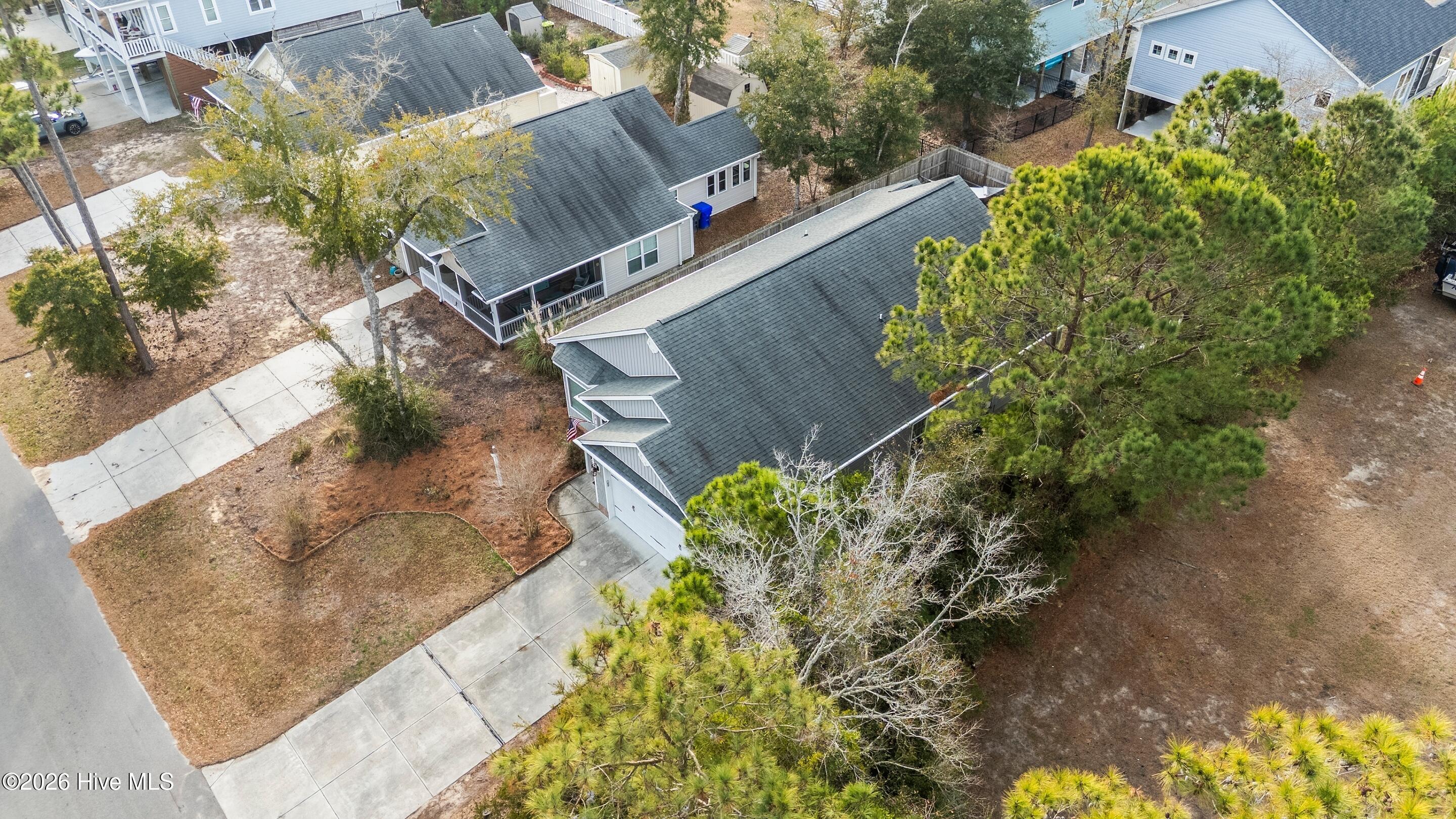 100548789 | Photo 49