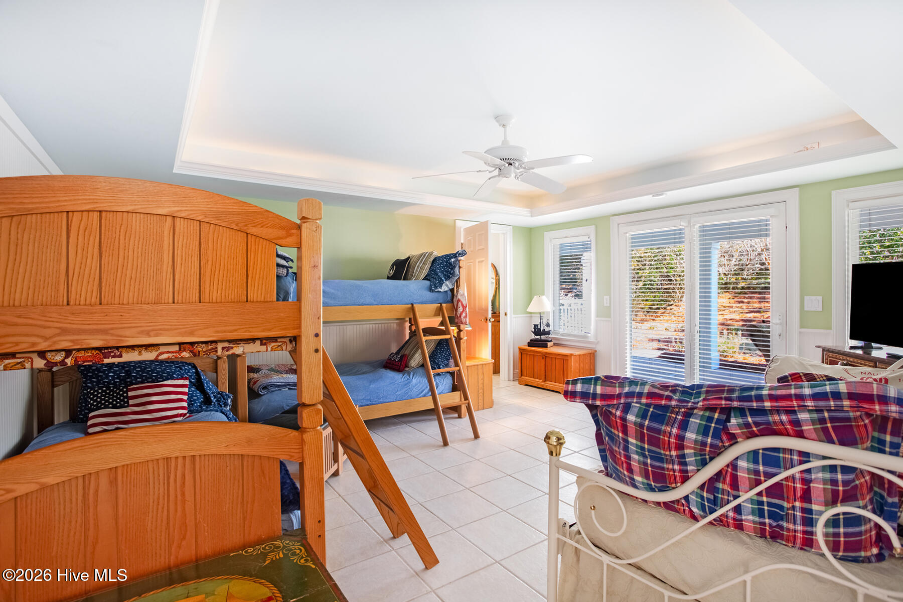 100559523 | Photo 50