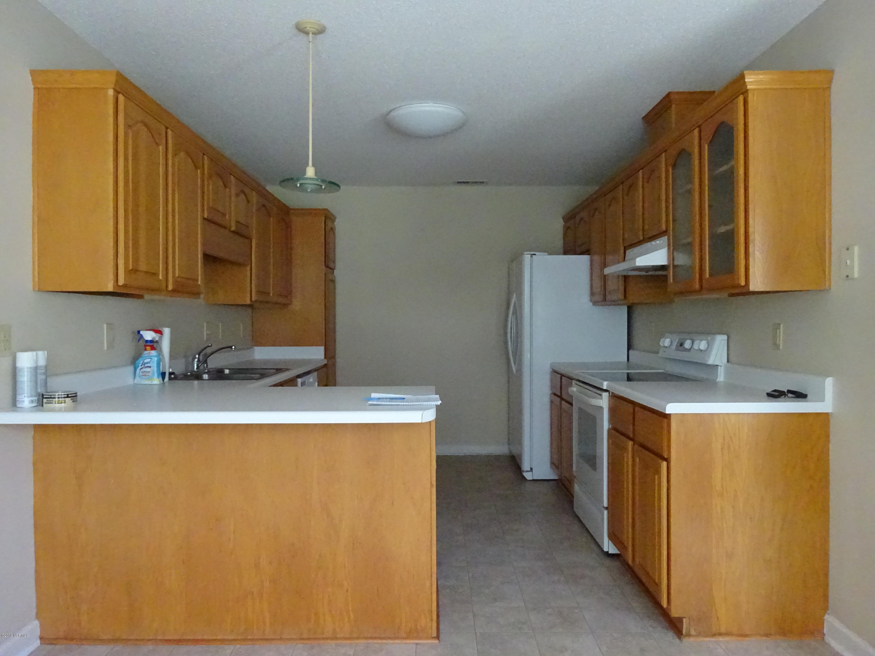 100543954 | Photo 12