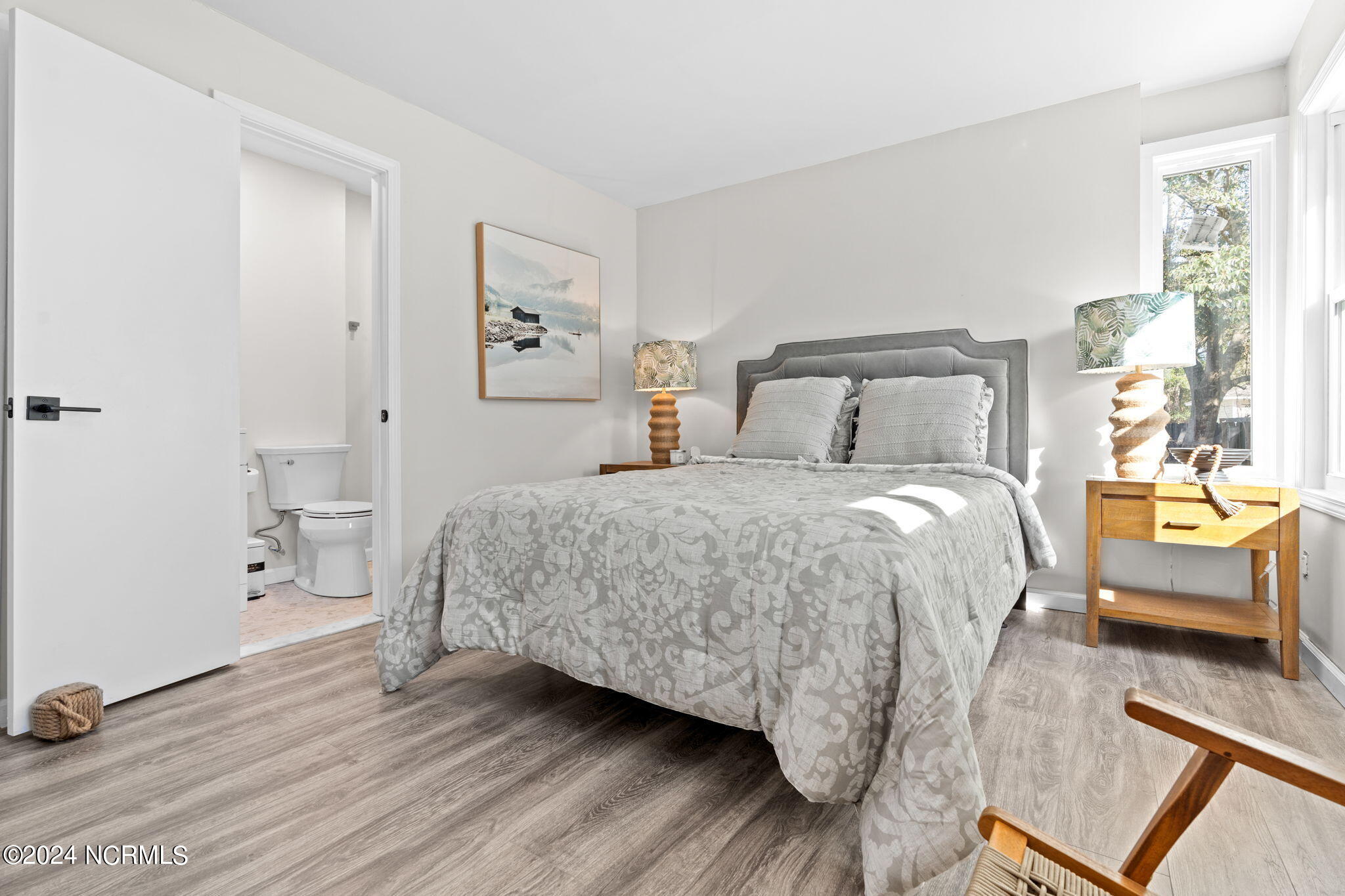 100566764 | Photo 17