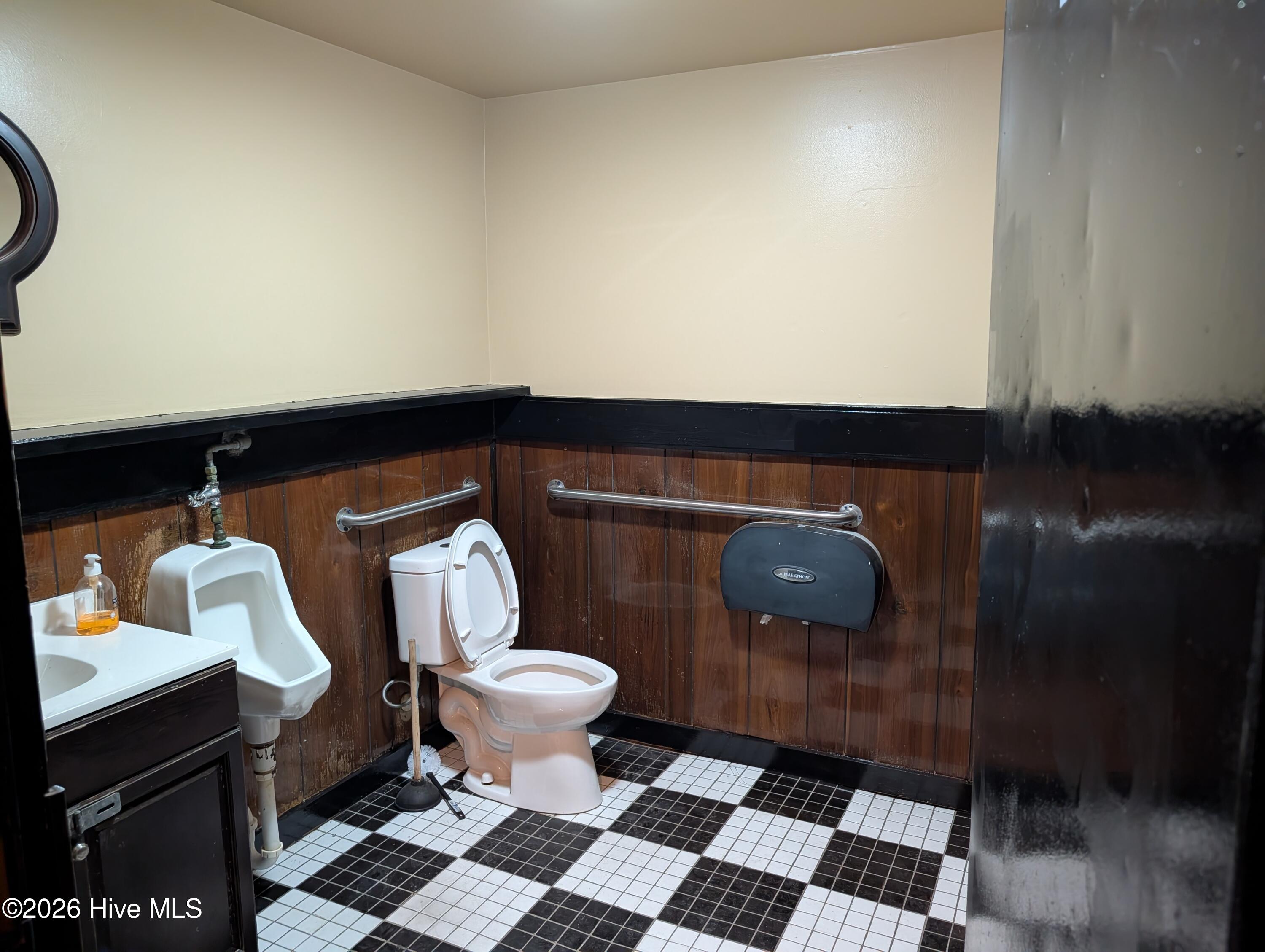 367 Freedom Way,Midway Park