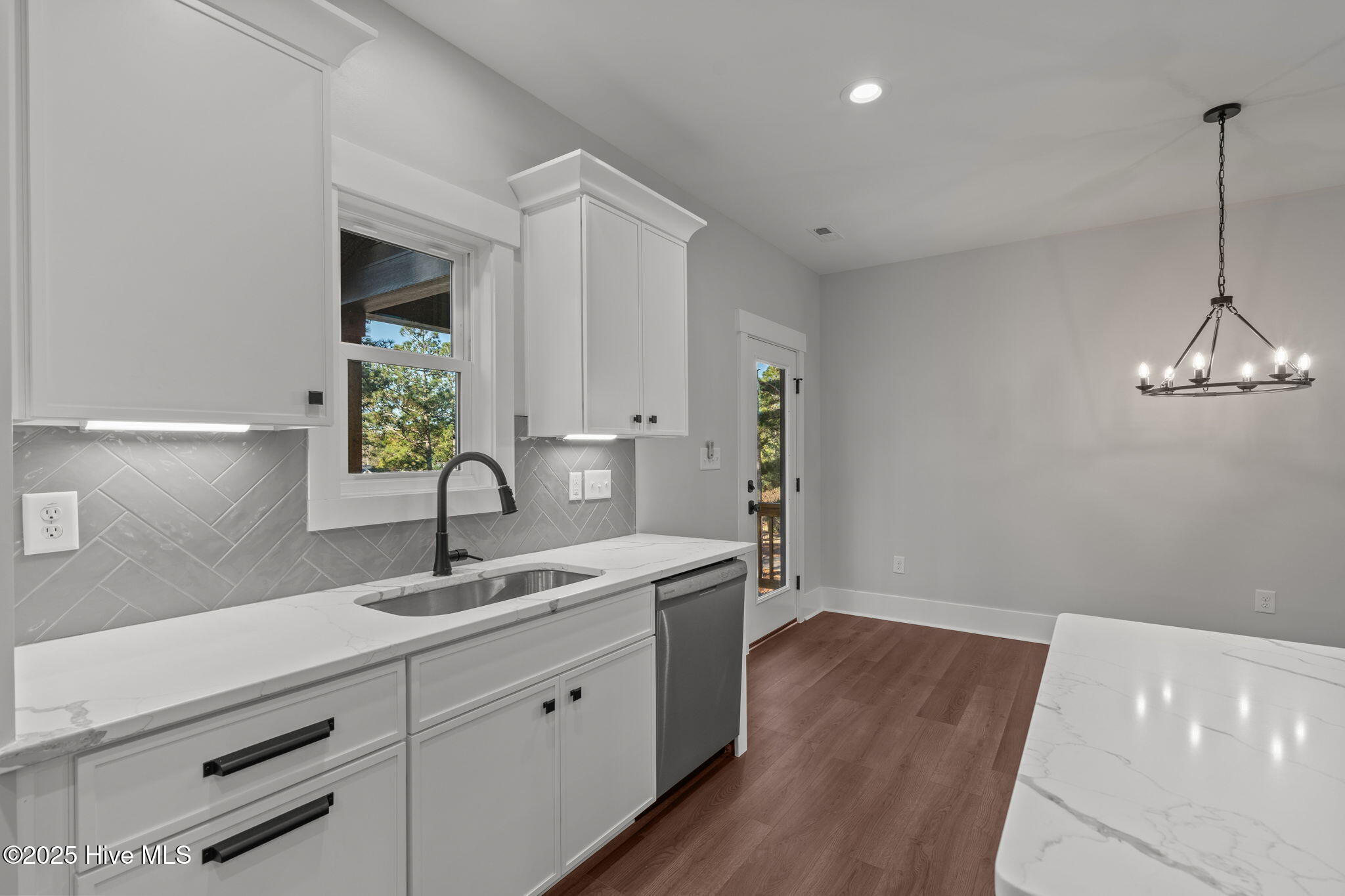 101 Douglas Drive, West End, NC, 27376