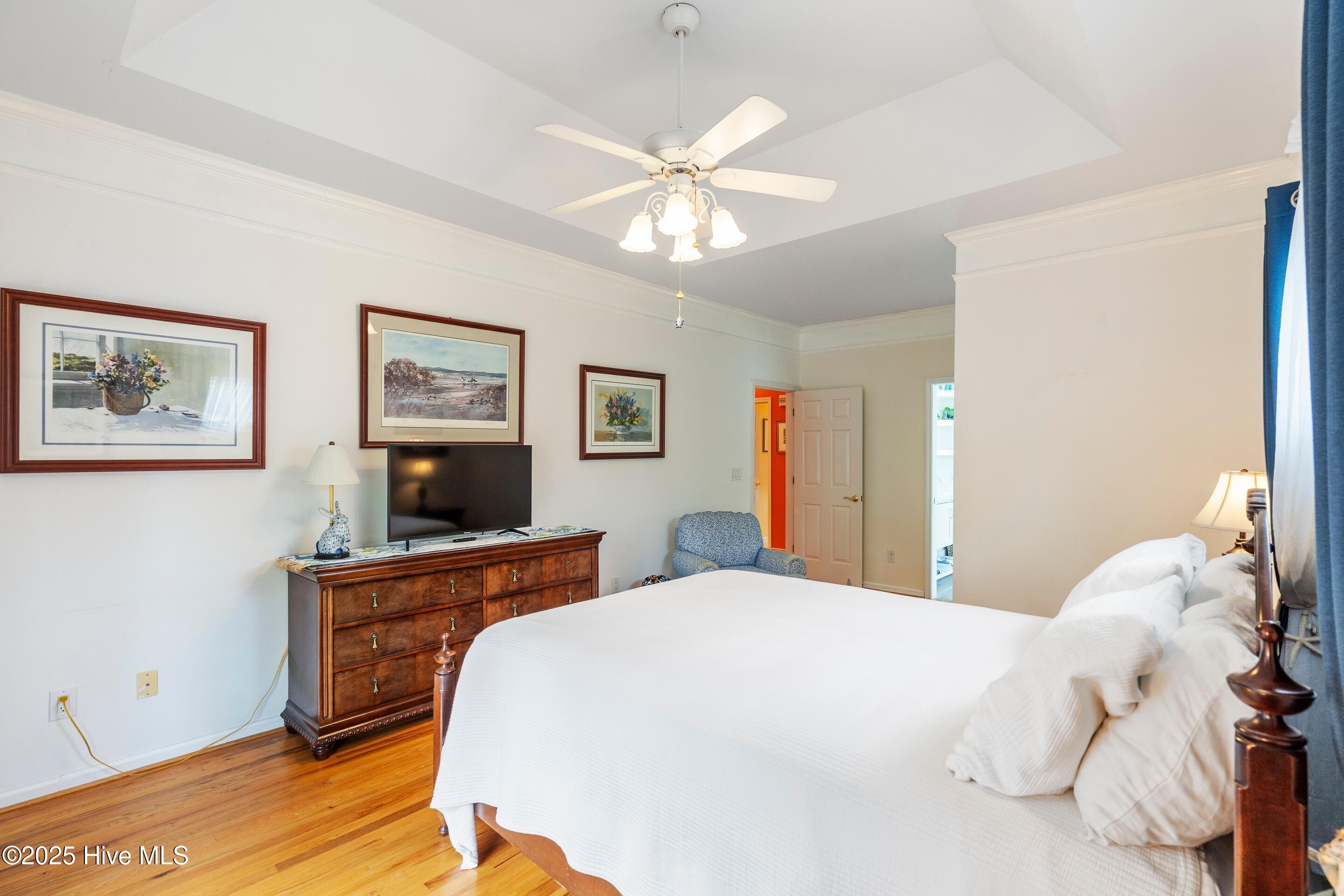 100530044 | Photo 30