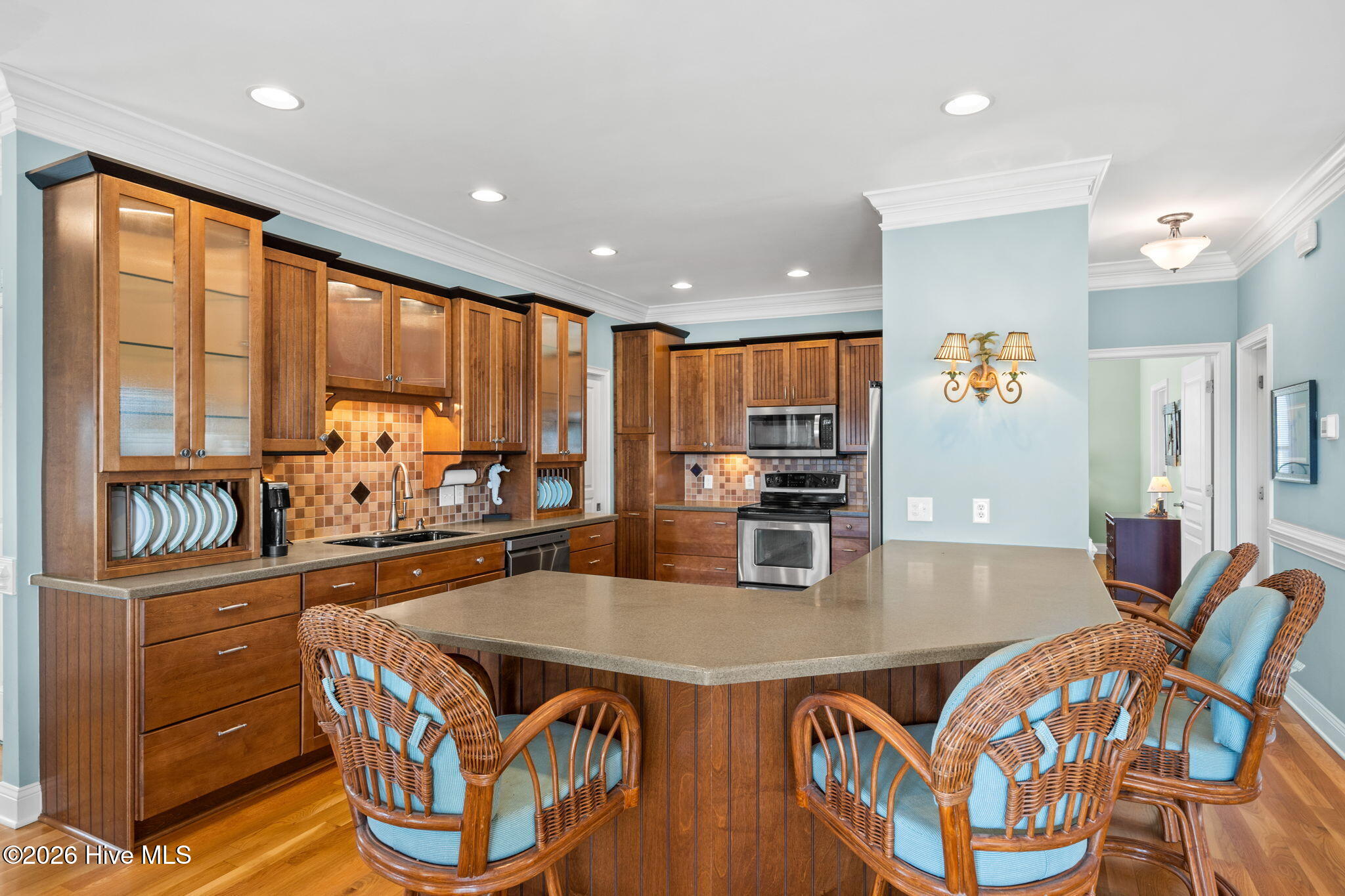 100566344 | Photo 32