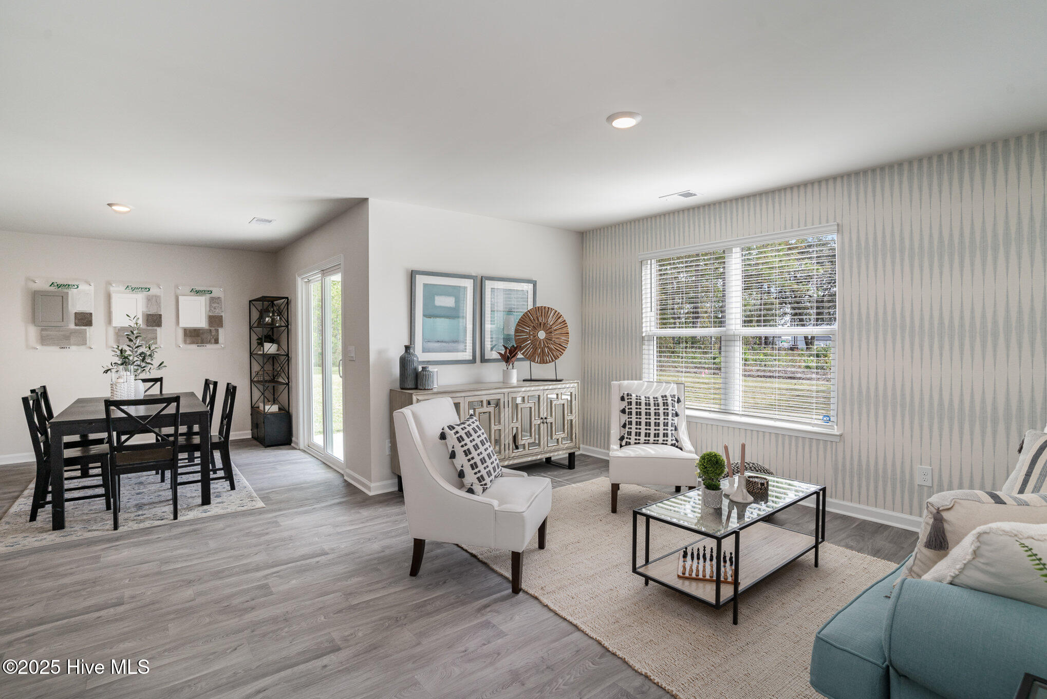 100528424 | Photo 10