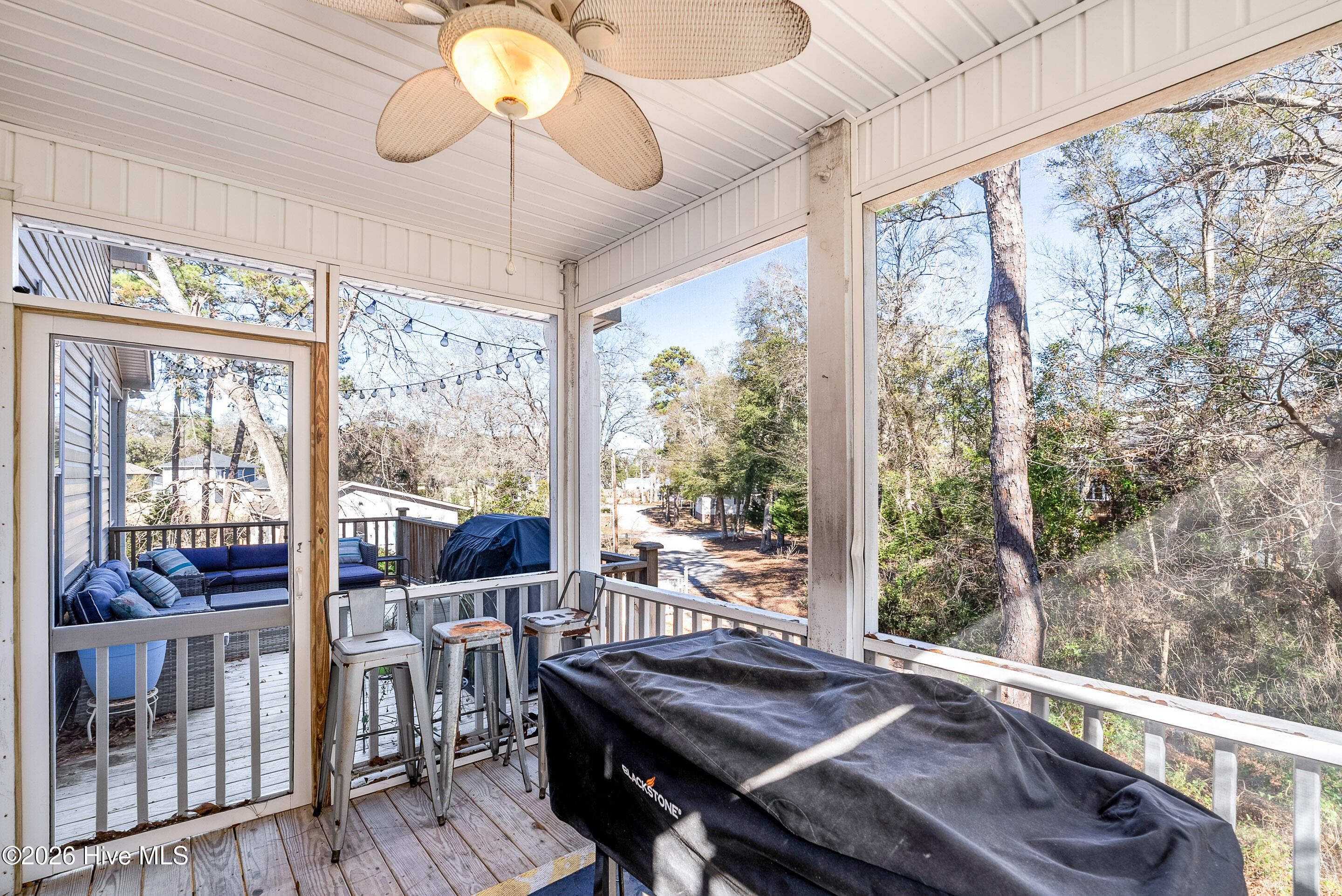 100551312 | Photo 18