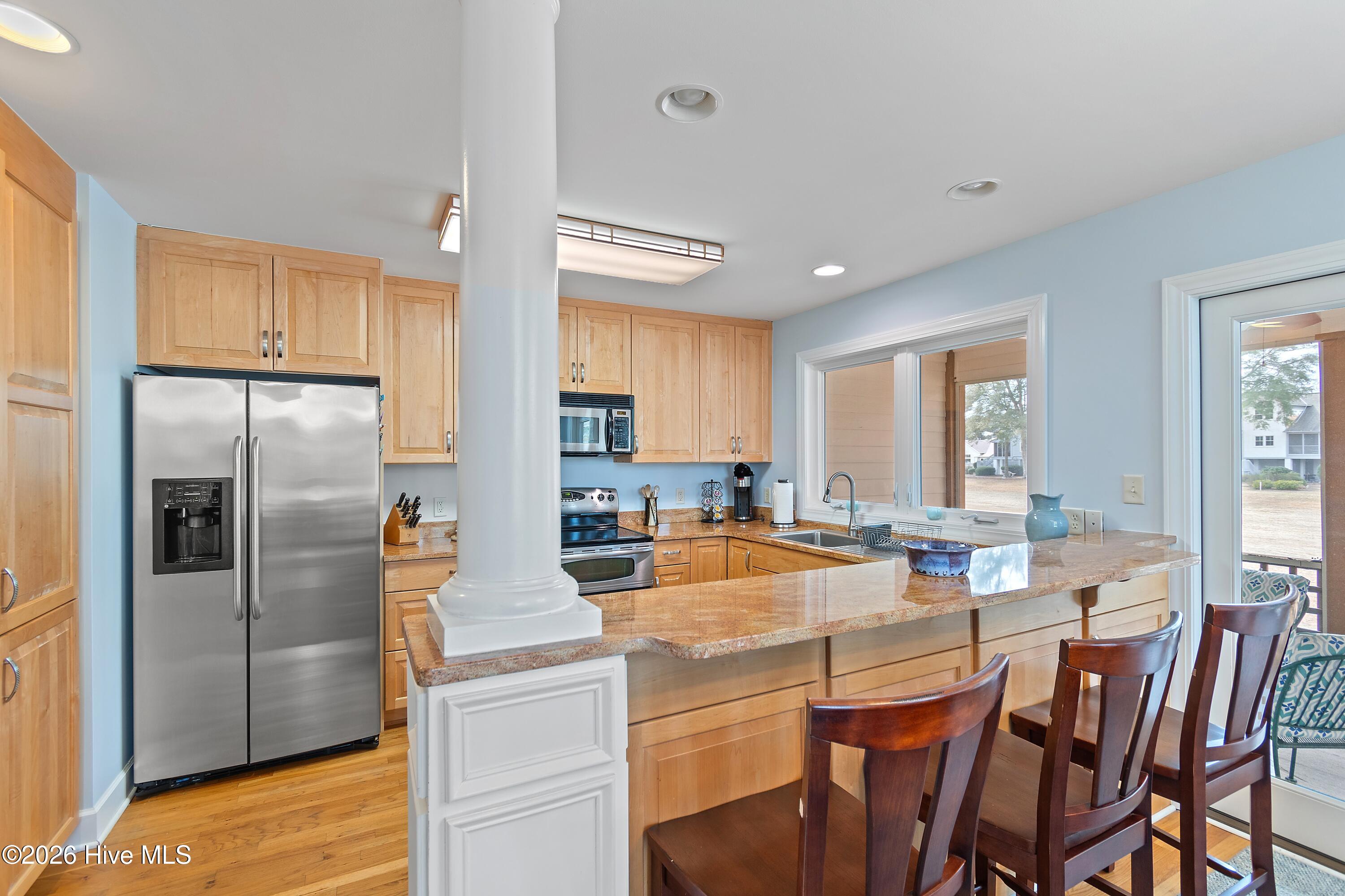 100557427 | Photo 31