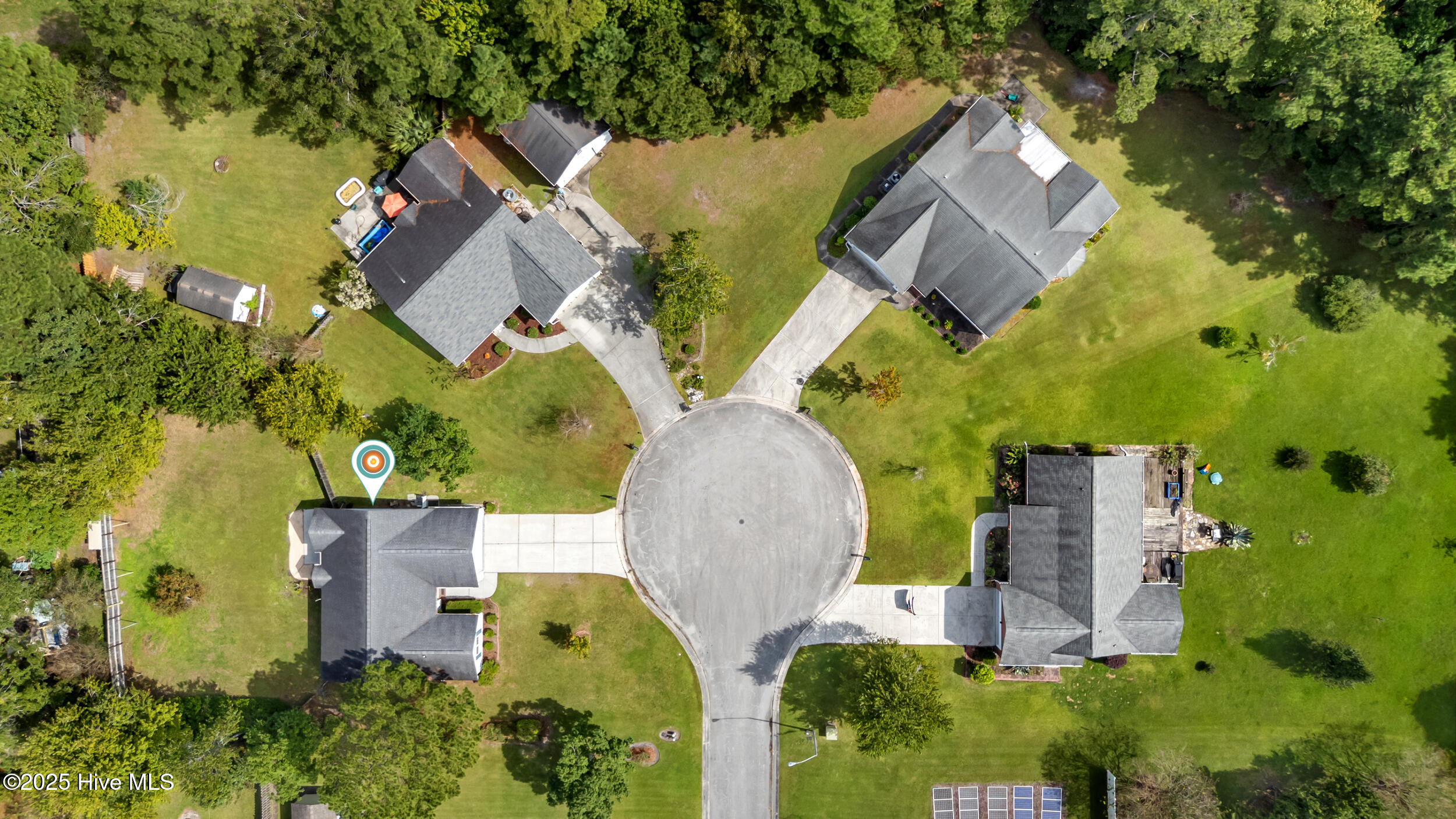 100535783 | Photo 34