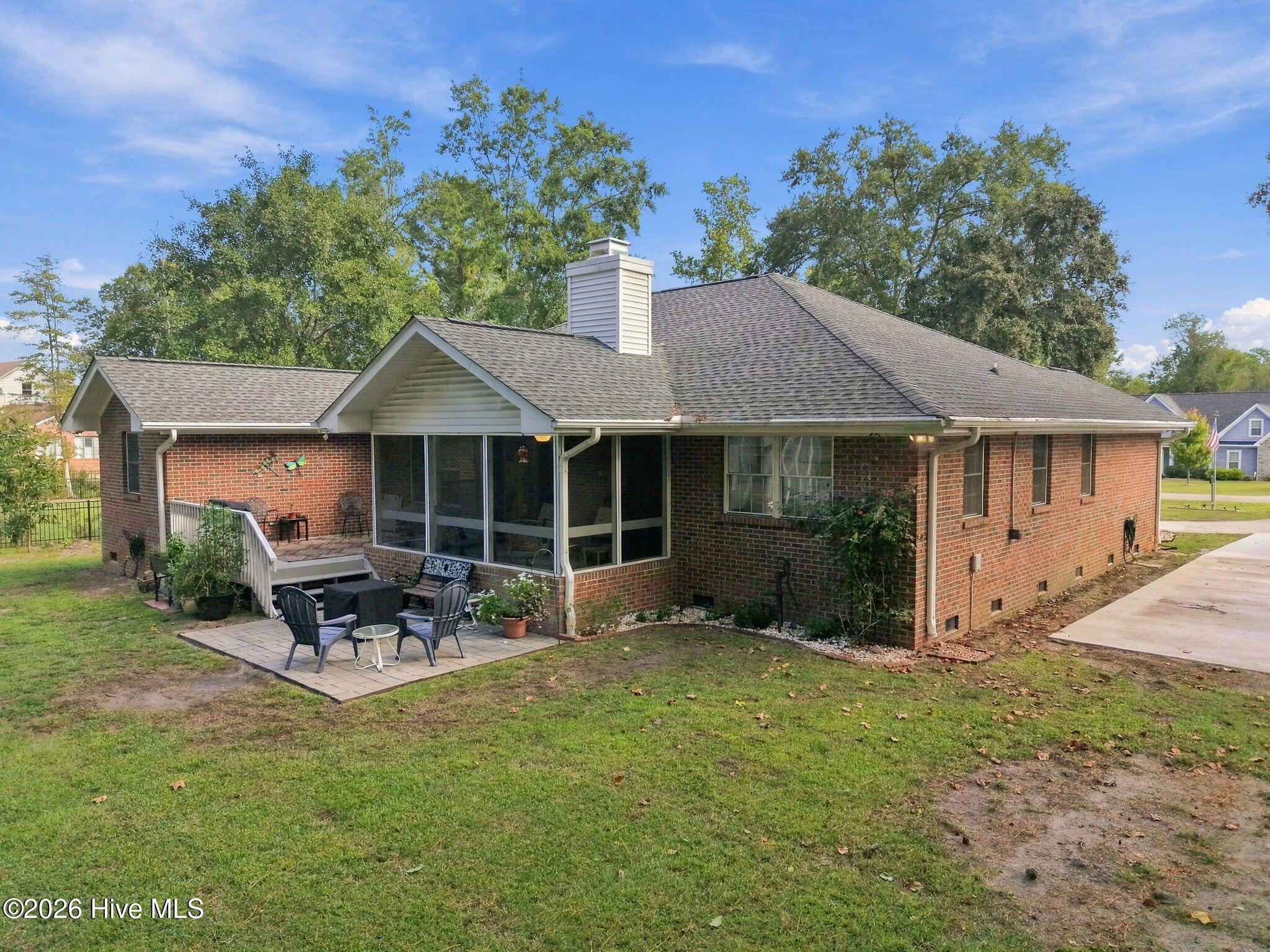 Exterior photo of 323 S Belvedere Drive, Hampstead, NC 28443. MLS: 100604967