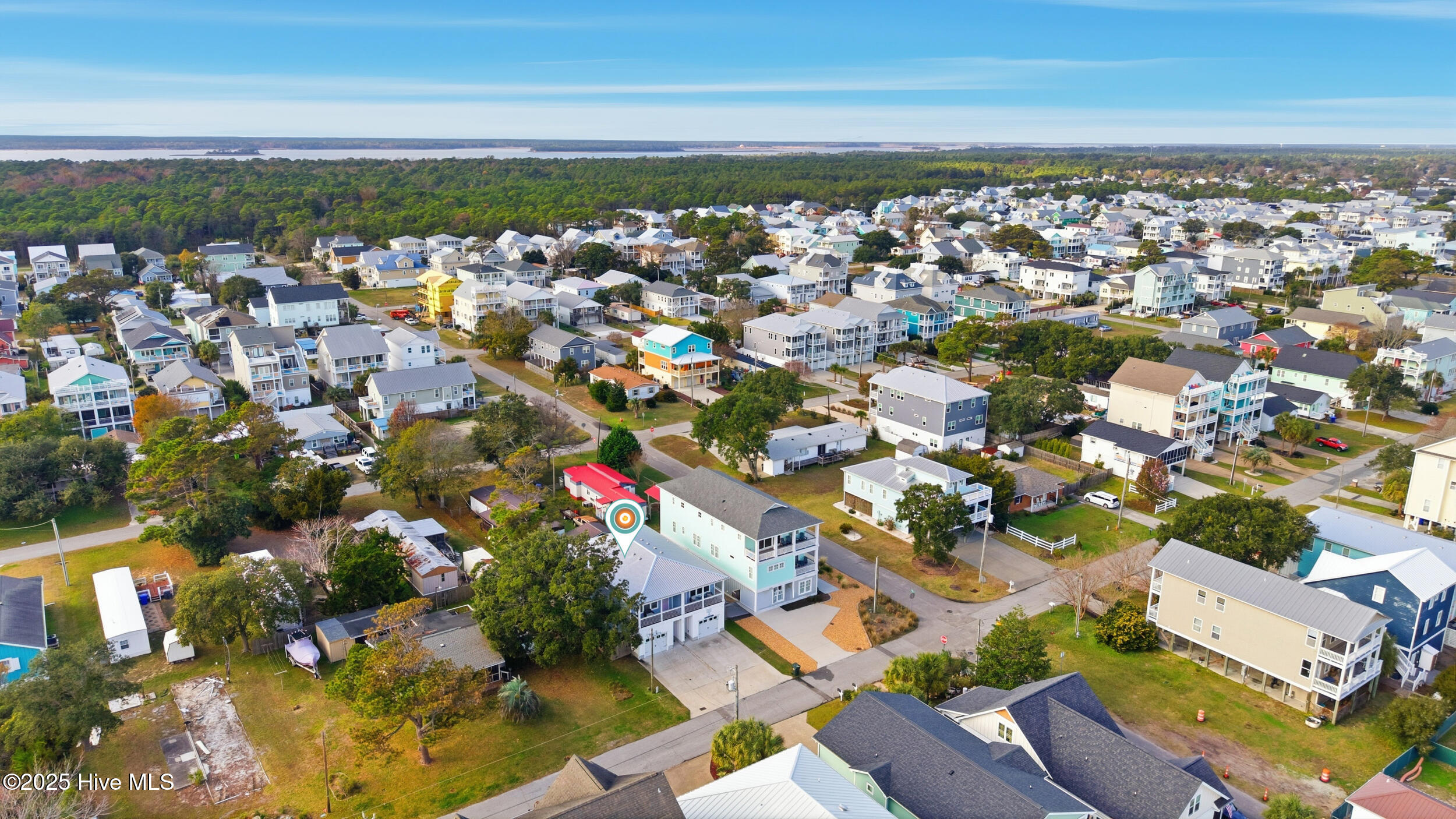 100545000 | Photo 36