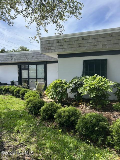 2401 Arendell 
