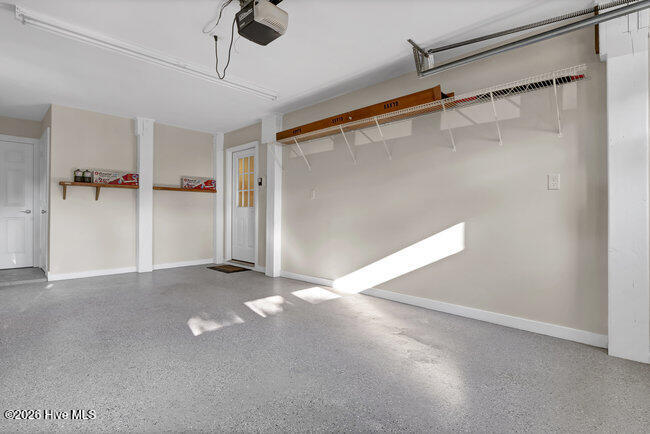 100552893 | Photo 65