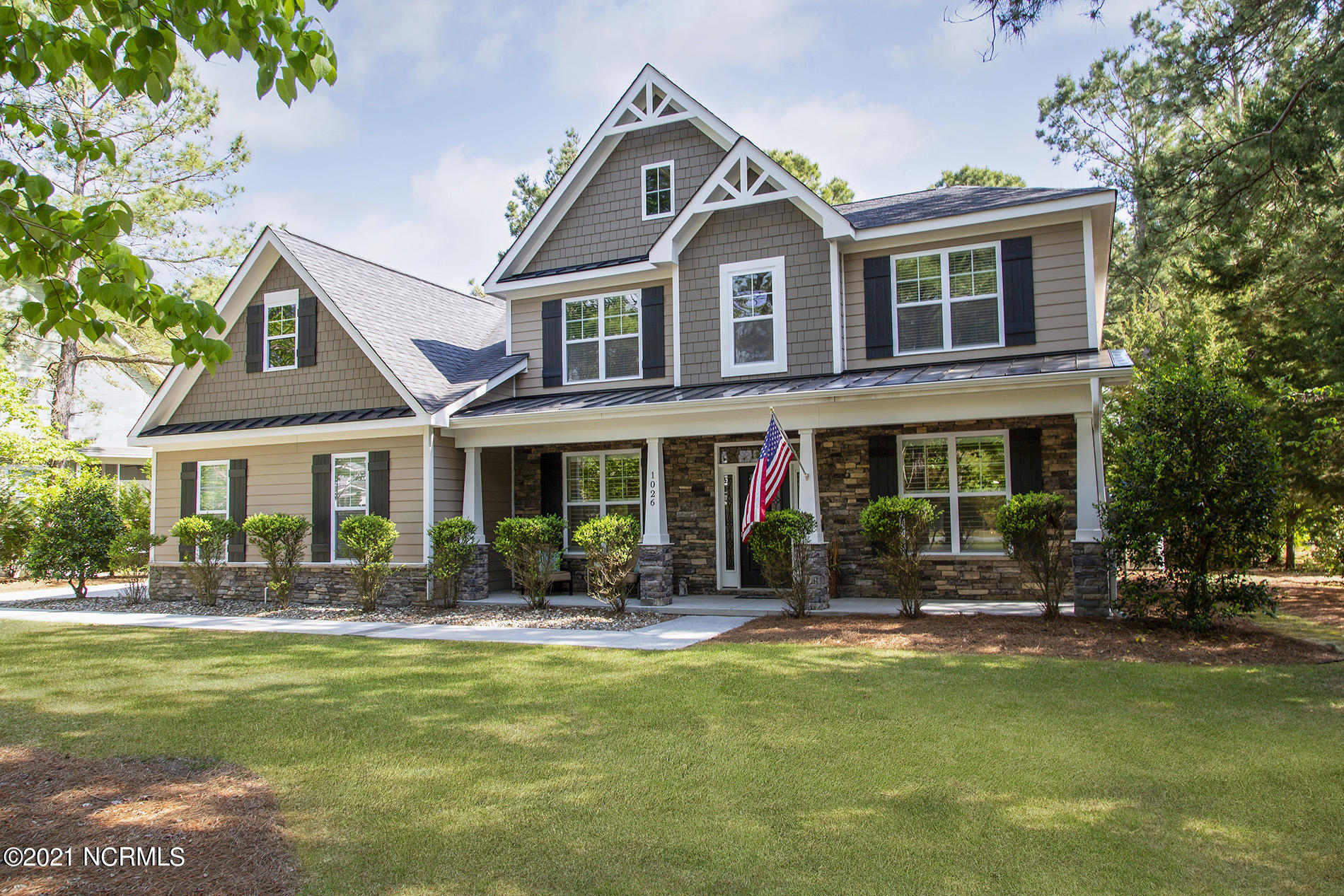 Grandview-1026-1F-CarolineL33A0758g (1)