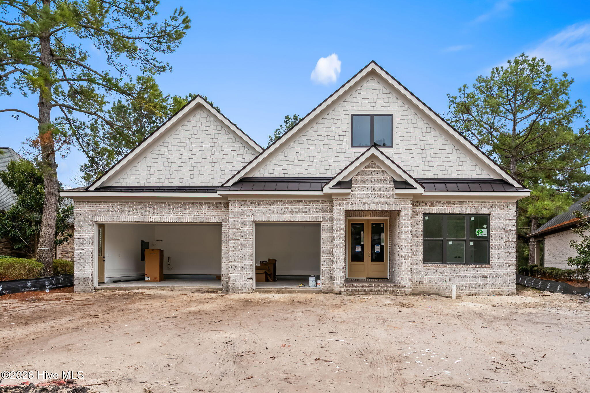 100525110 | Photo 35