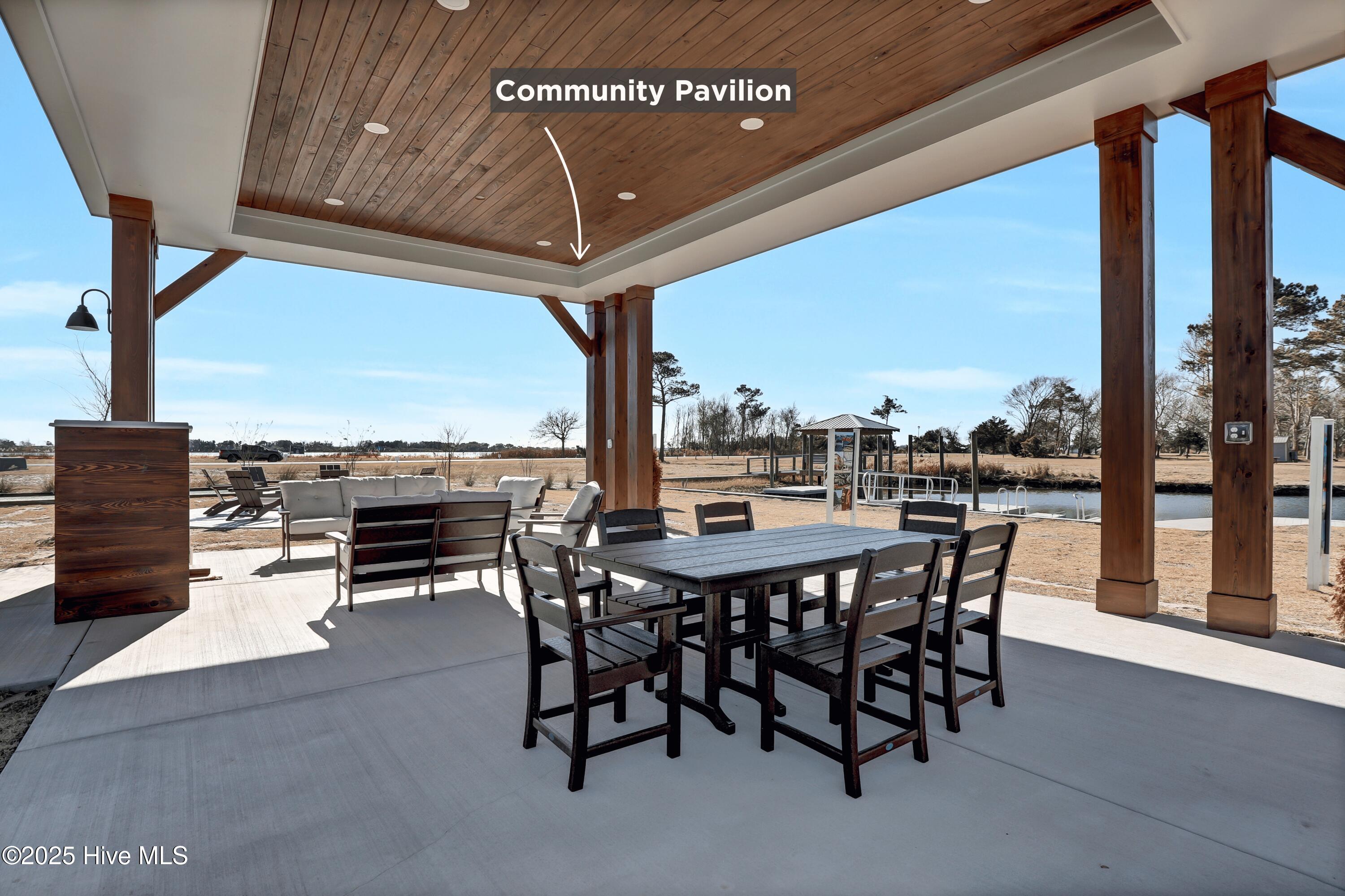 100523775 | Photo 49