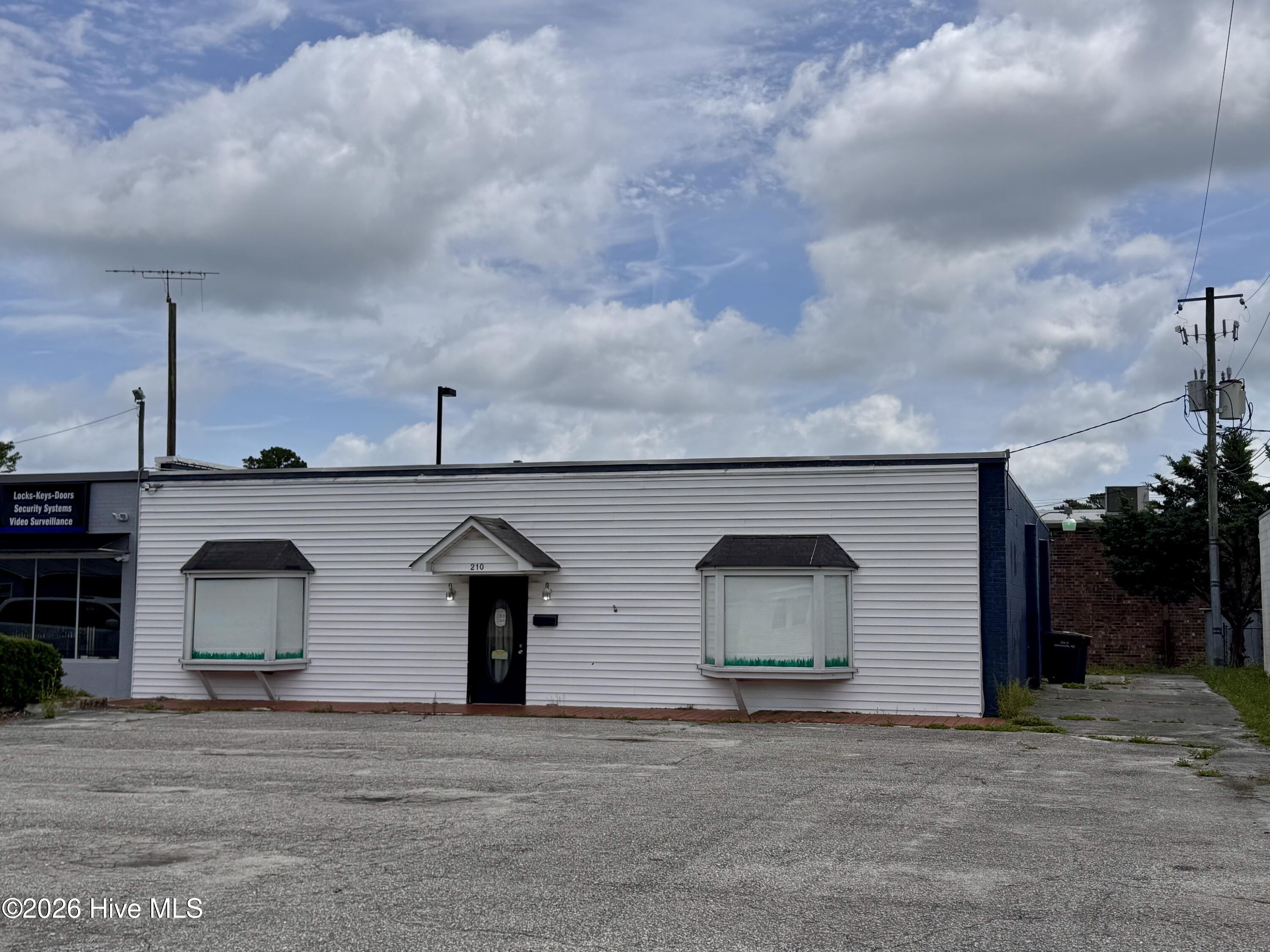 210 Henderson Drive,Jacksonville