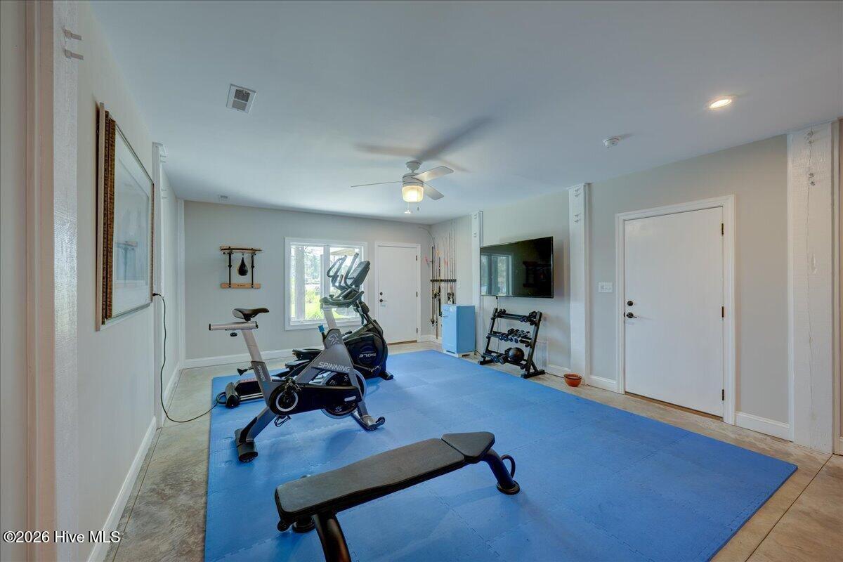 9226 Hart Drive,Oriental