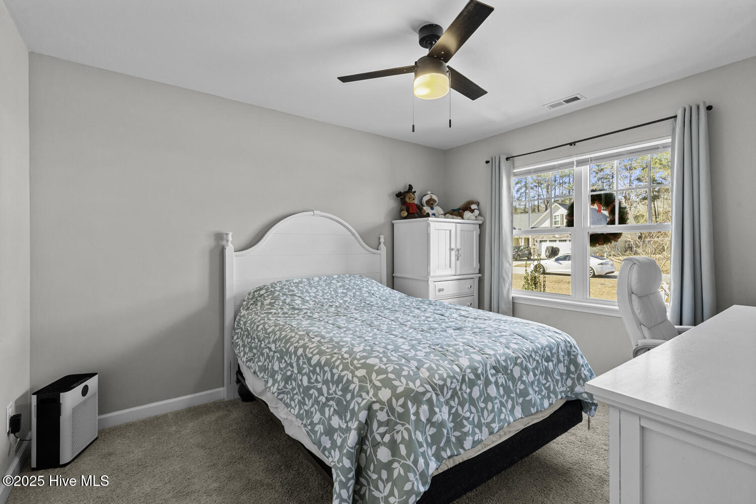 100545268 | Photo 16