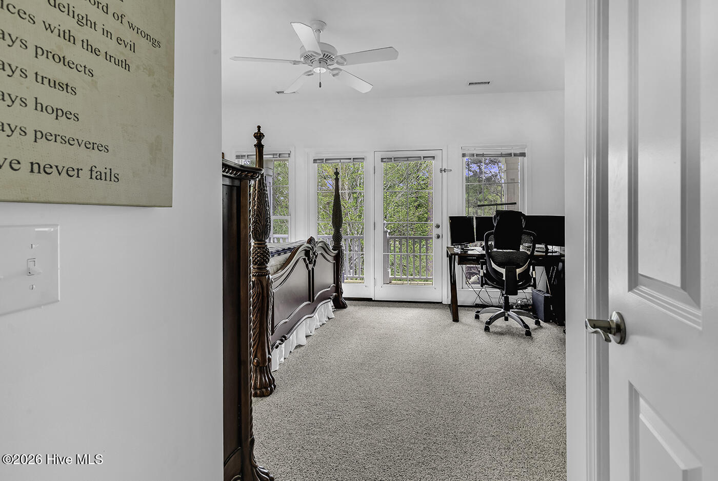 100566110 | Photo 28