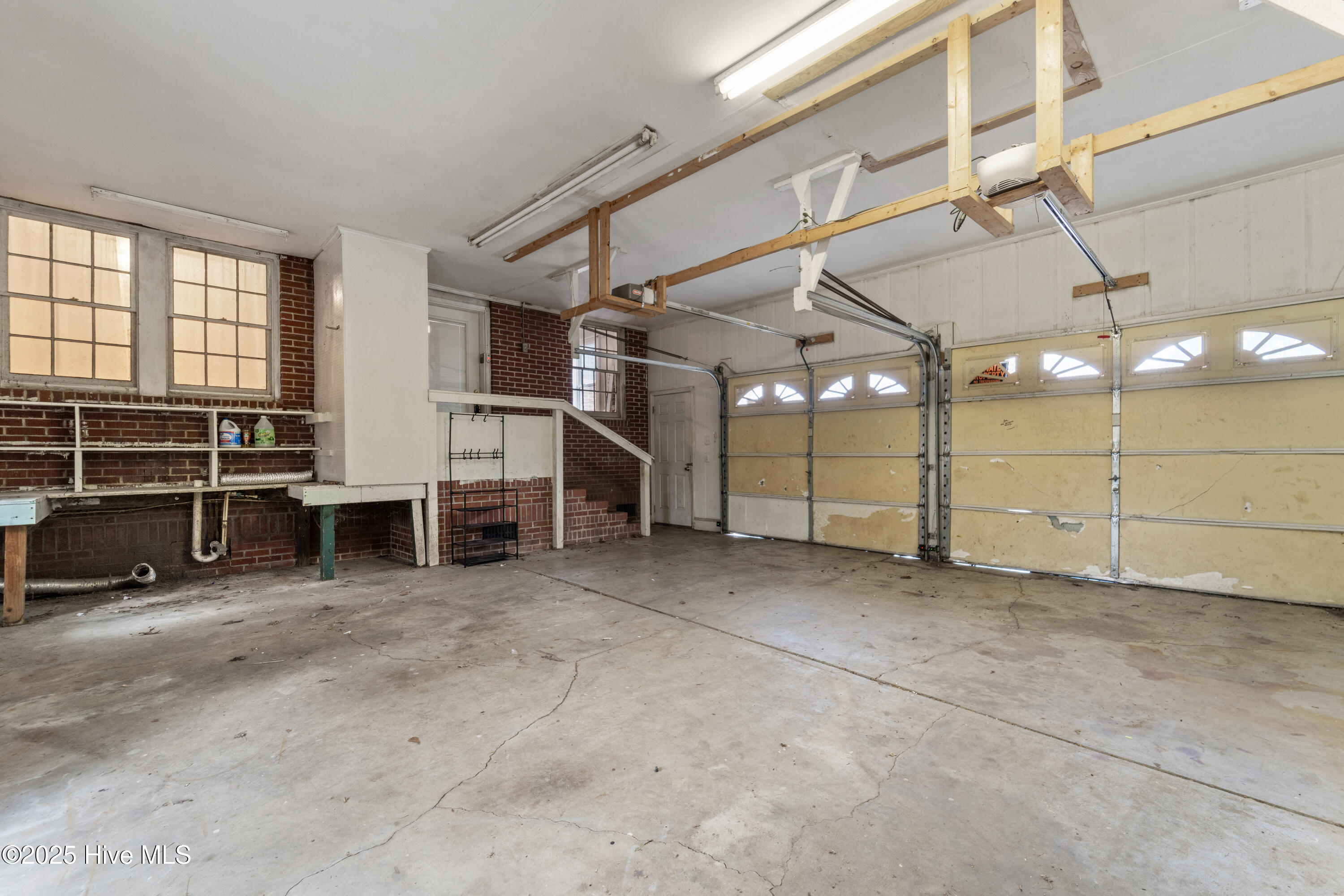 100544156 | Photo 57