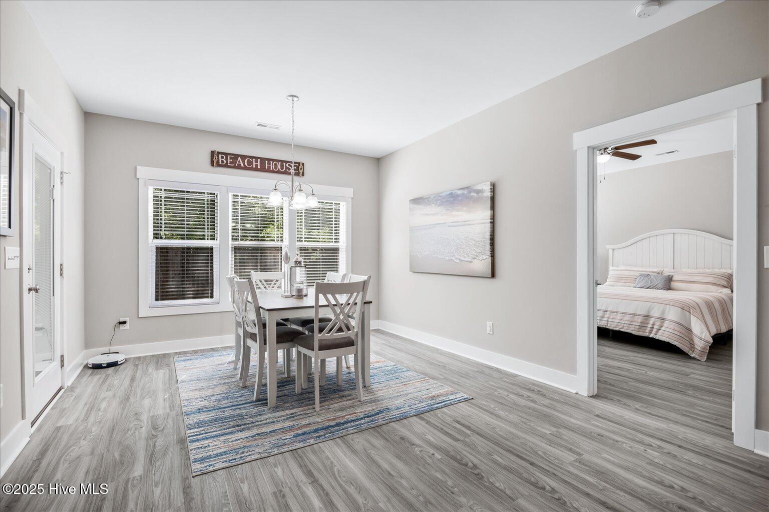 100528541 | Photo 29