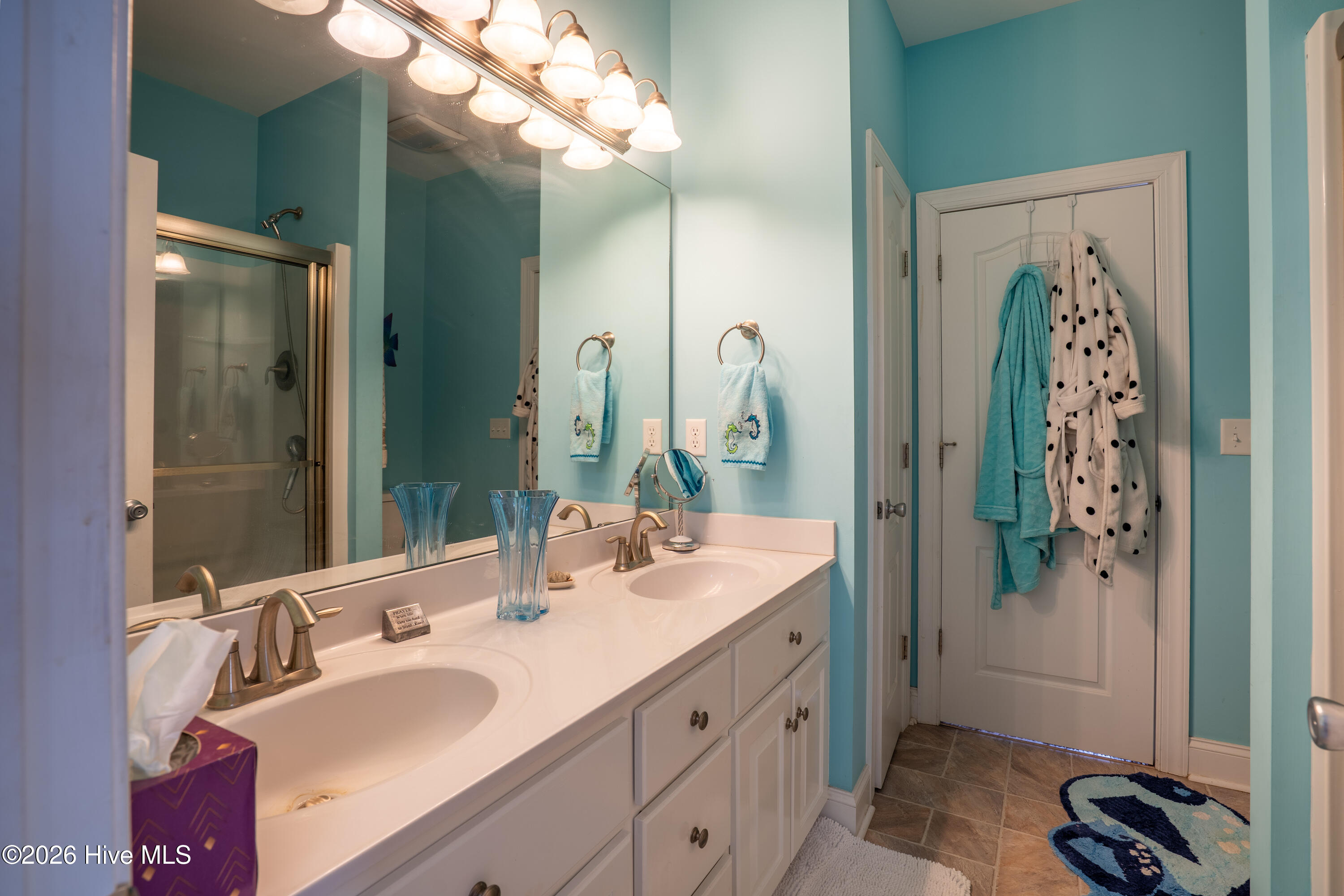 7037 7th Street, Surf City, NC, 28445