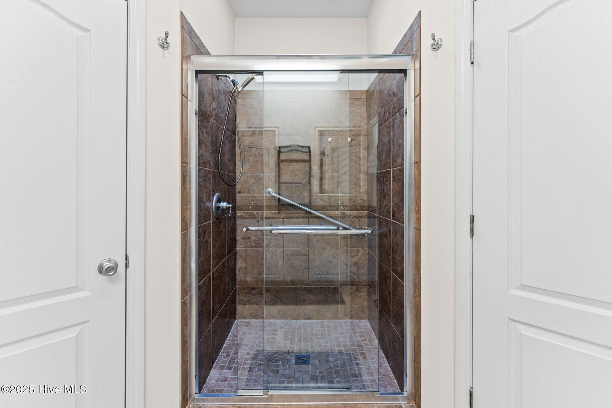 100539831 | Photo 24