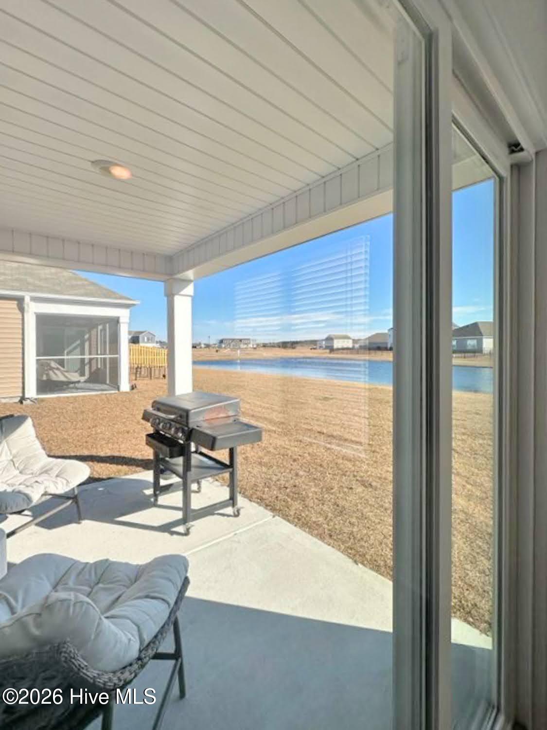 100552647 | Photo 26