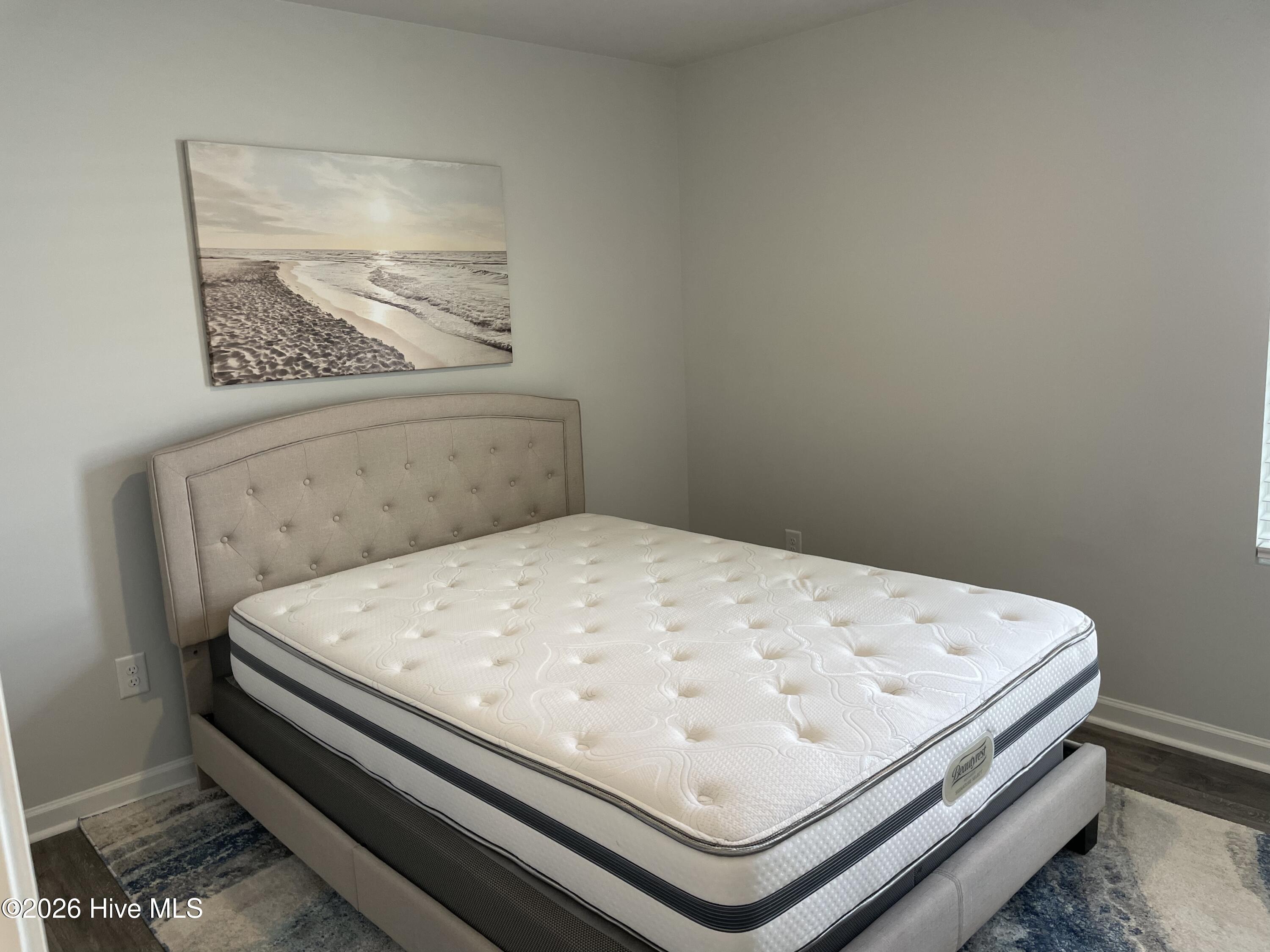 100560586 | Photo 18