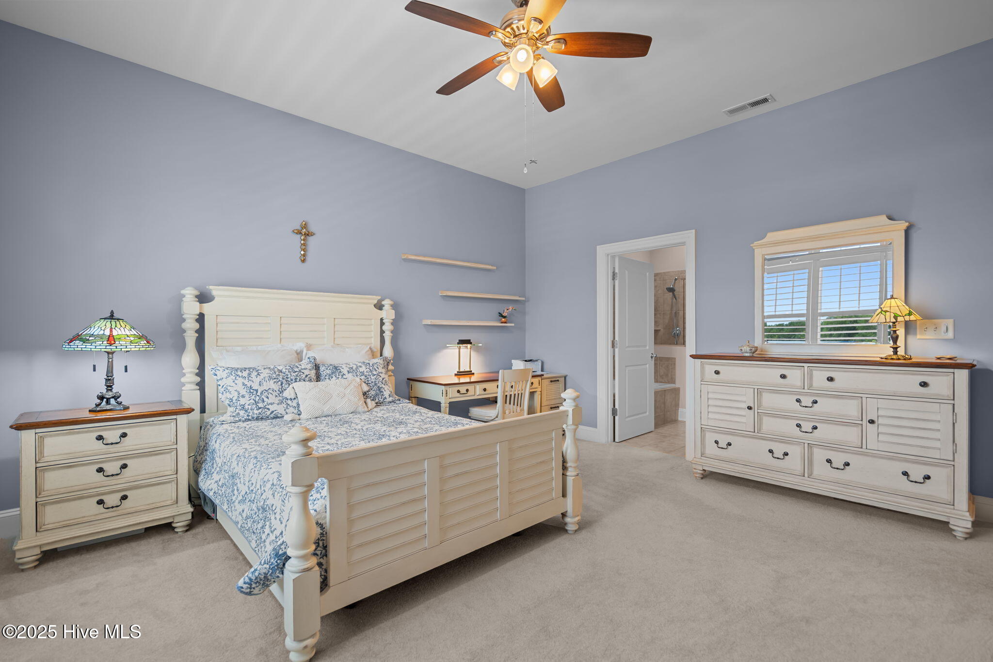 100525076 | Photo 27