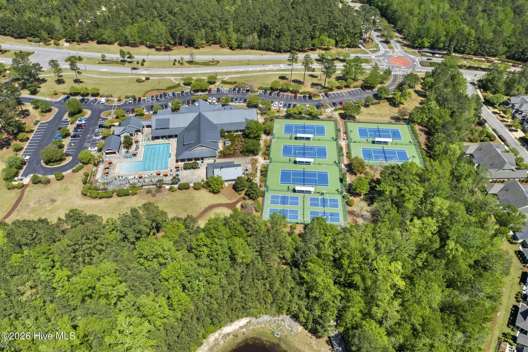 100561204 | Photo 77