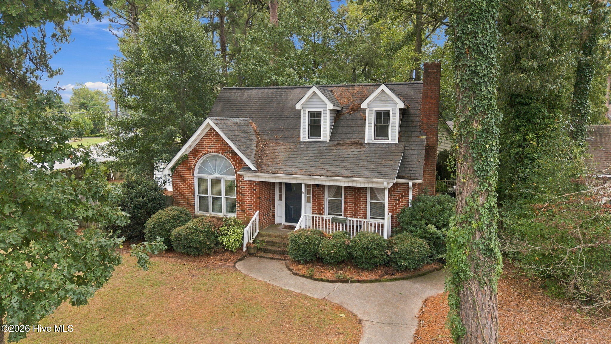 Photo 3 of Single family home for sale at 1422 Red Banks Rd, Greenville, NC 27858 | MLS# 100609218 | Listing updated on 2026-10-09