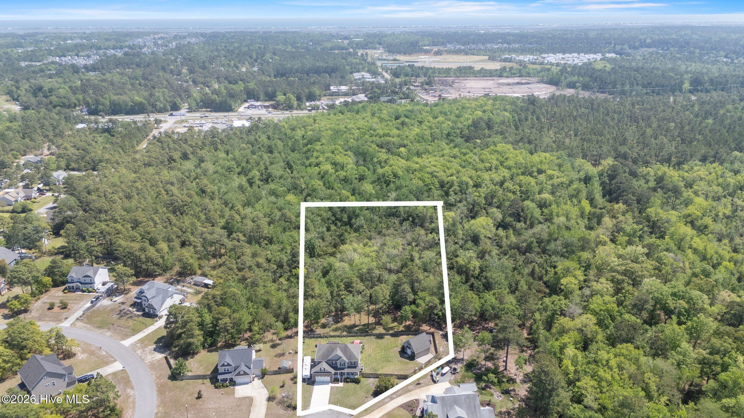 100567962 | Photo 23