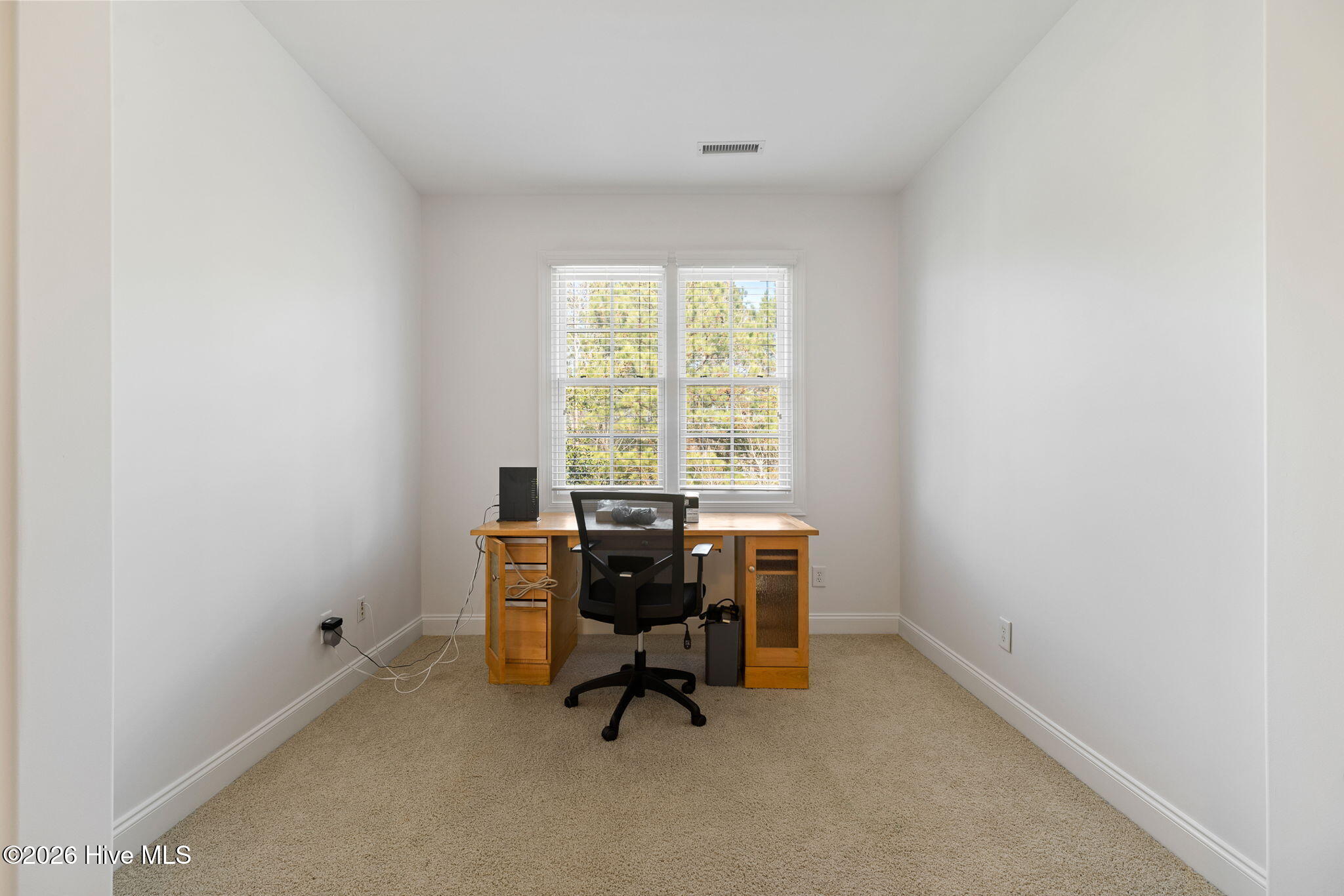 100551308 | Photo 30