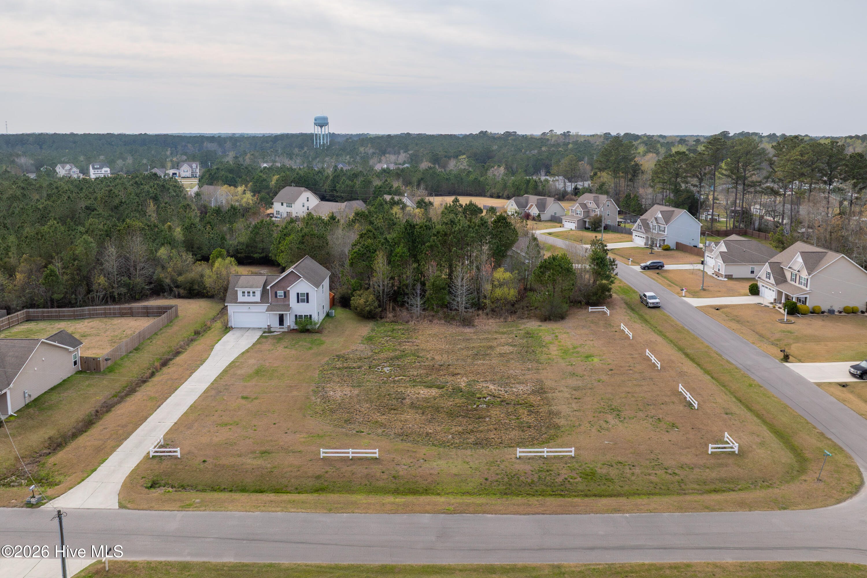 100561600 | Photo 30