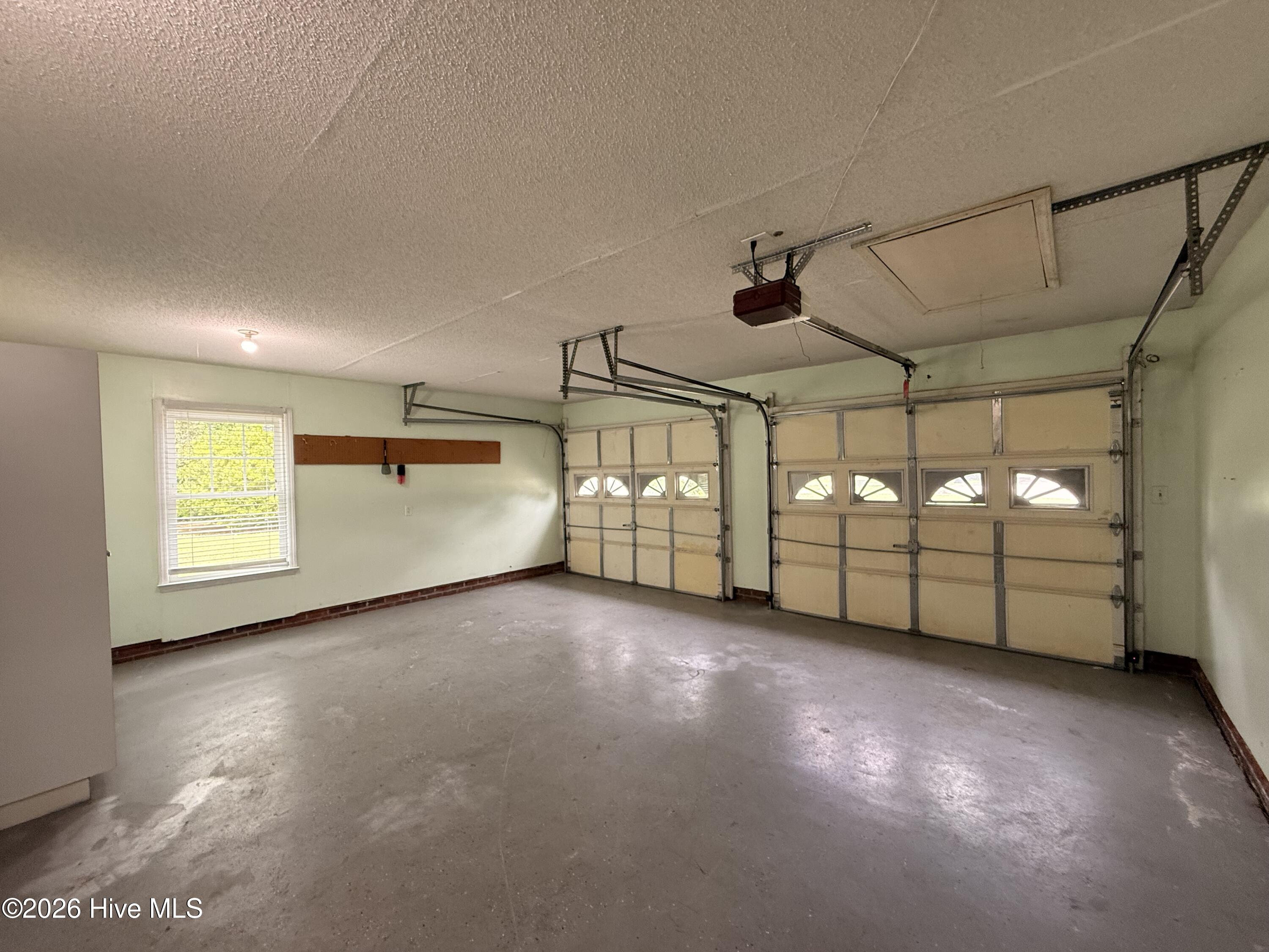 Garage (2)